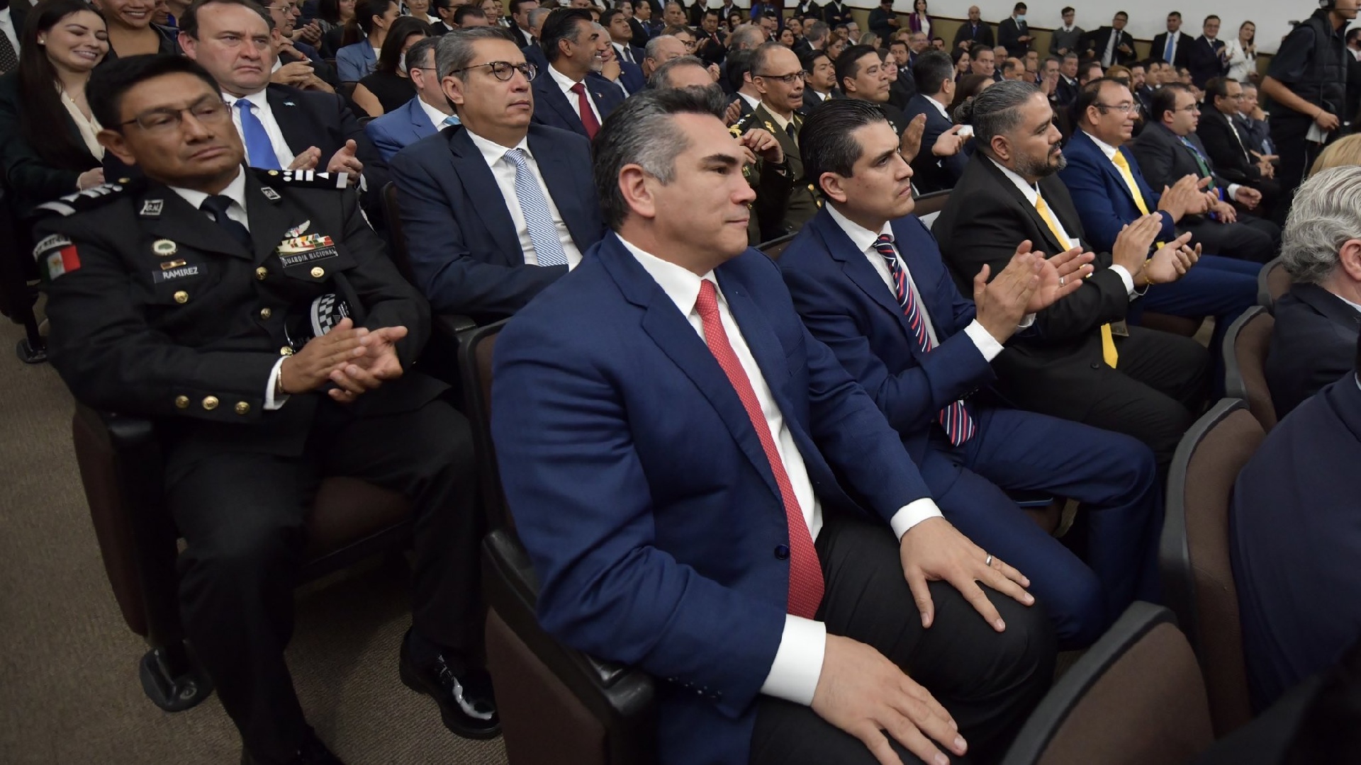 Alito Moreno fue abucheado en la toma de protesta de Tere Jiménez como gobernadora de Aguascalientes