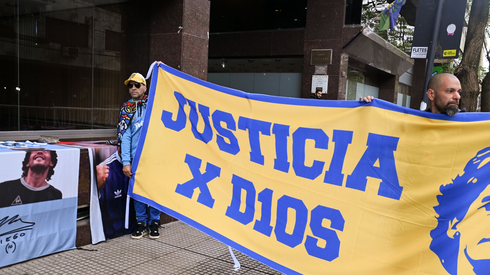 Juicio por la muerte de Maradona: un abogado pidió absolver al psicólogo Díaz y penas de 12 años para Luque y 8 para Cosachov