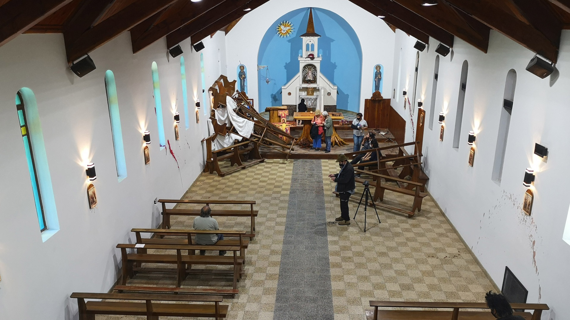 Uno de los ataques que se produjo en una iglesia de El Bolsón