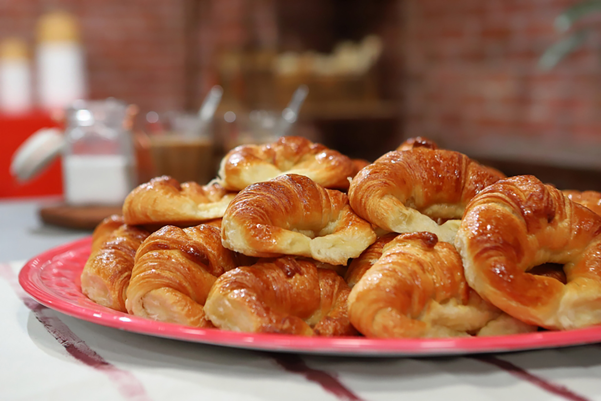 El mejor paso a paso para hacer los clásicos de la panadería en casa -  Infobae