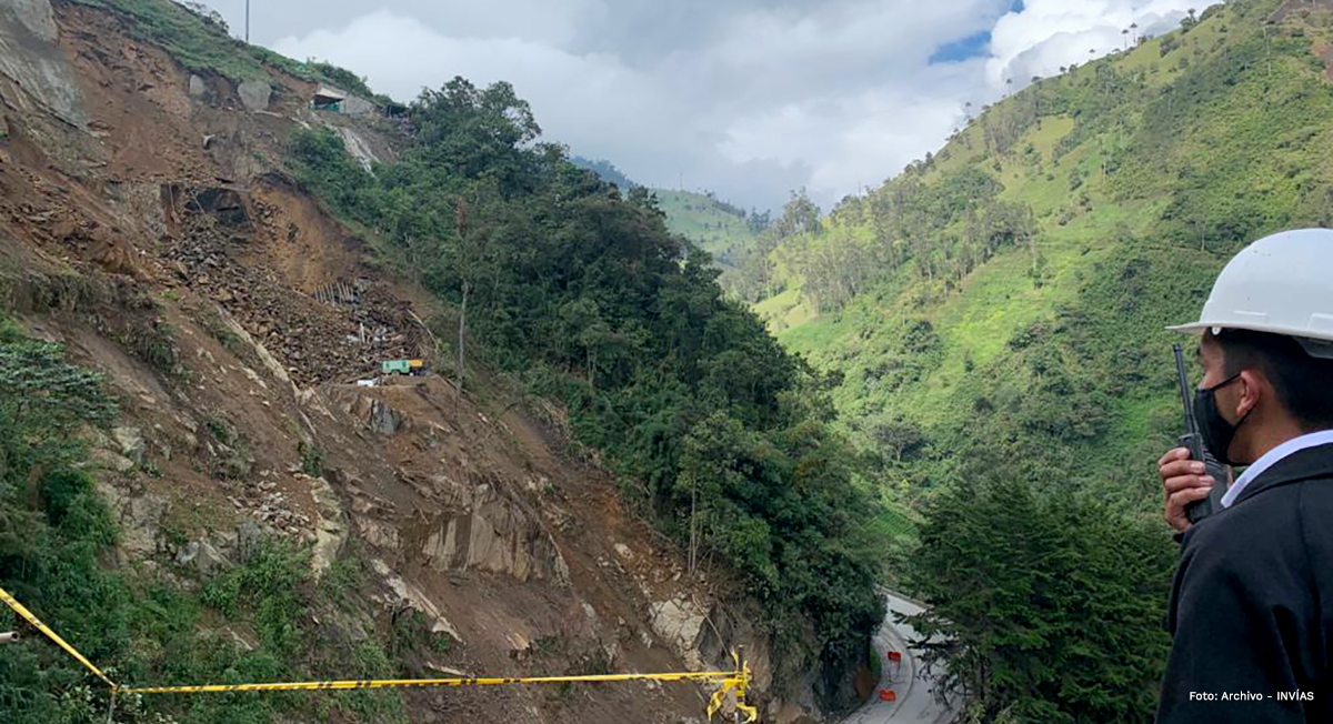Cierran de nuevo vía La Línea entre Ibagué y Cajamarca por derrumbes y lluvias