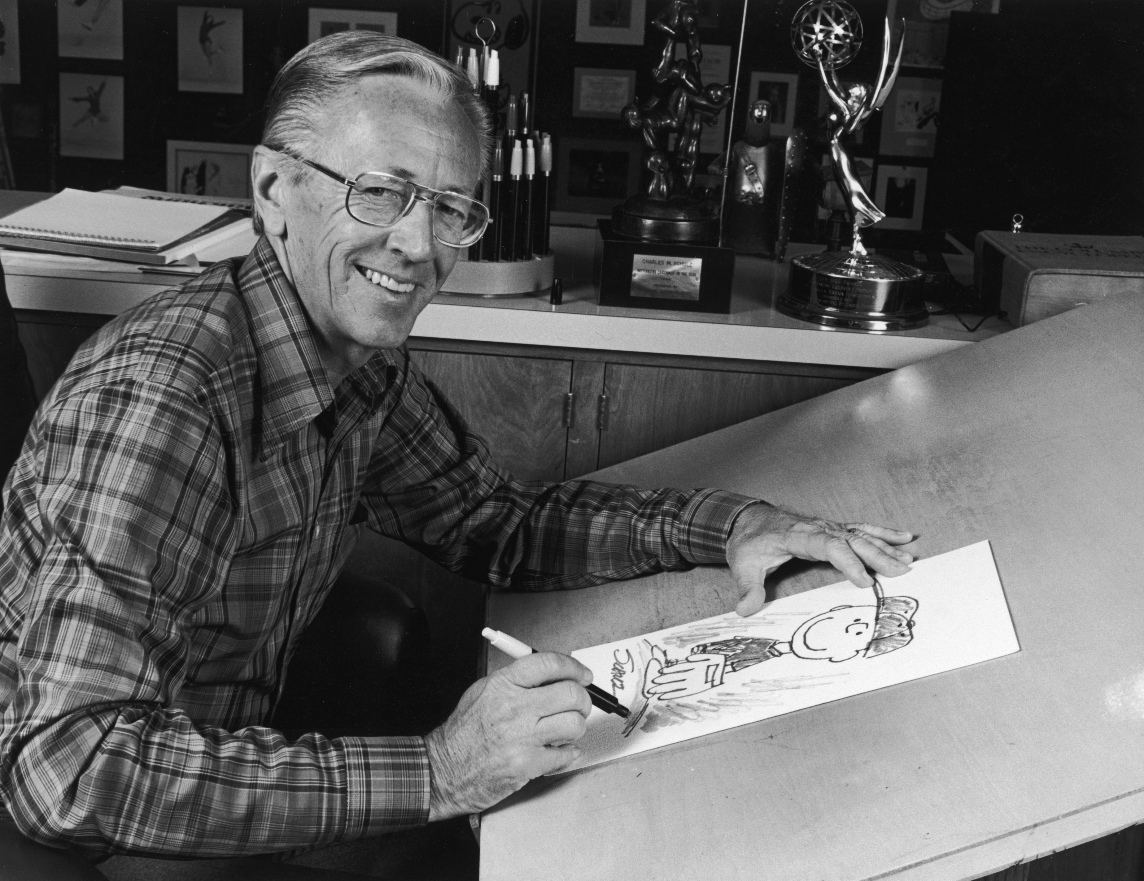 El creador del mítico personaje animado Snoopy ocupó el cuarto puesto de este conteo, con una fortuna que ascendió tan solo en 2021 a más de 40 millones de dólares. (Photo by CBS Photo Archive/Getty Images)