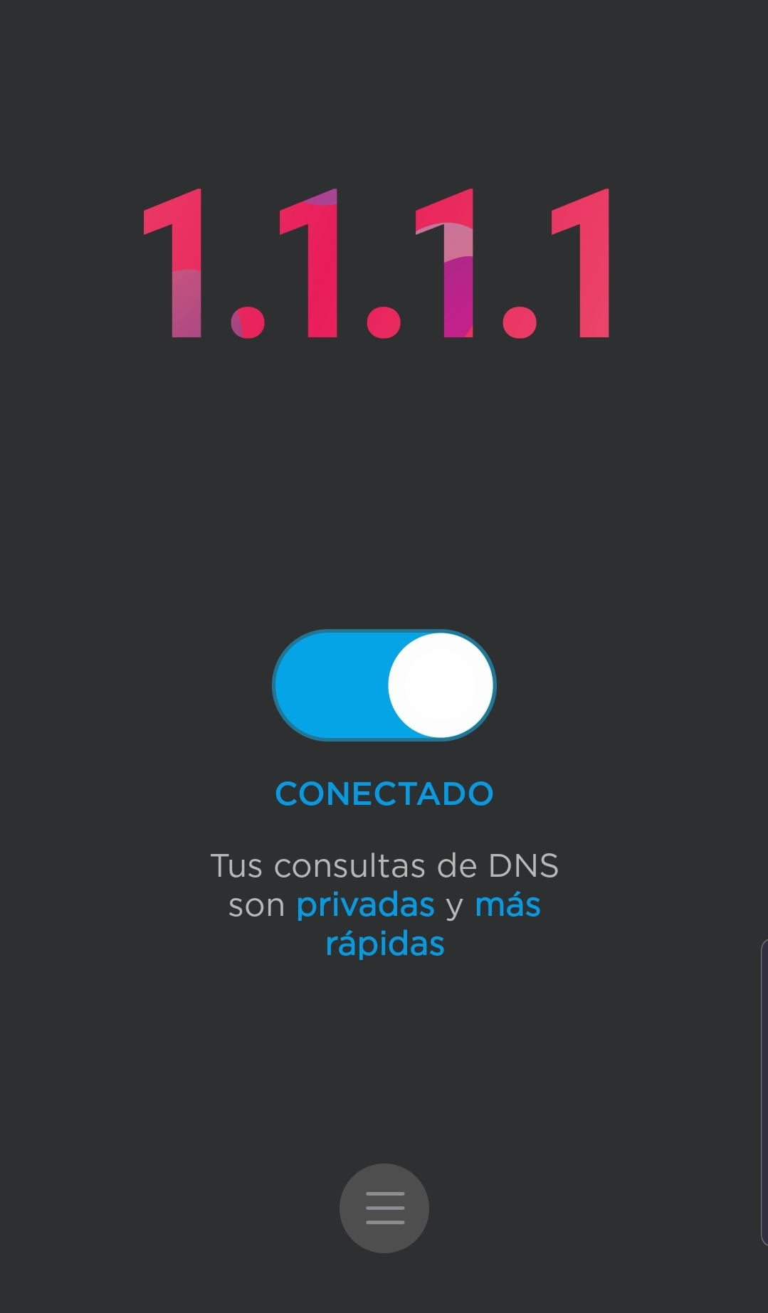 Etter å ha lastet ned appen, må du aktivere knappen "Tilkoblet" Da vil alle DNS-spørringene som genereres fra mobilen være beskyttet. 