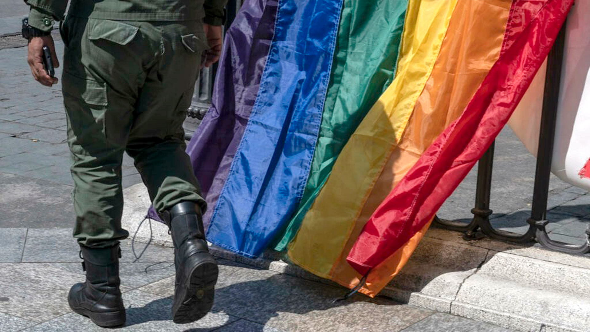 Imagen de archivo de una bandera LGTBI, en Caracas Venezuela. AFP/Archivos