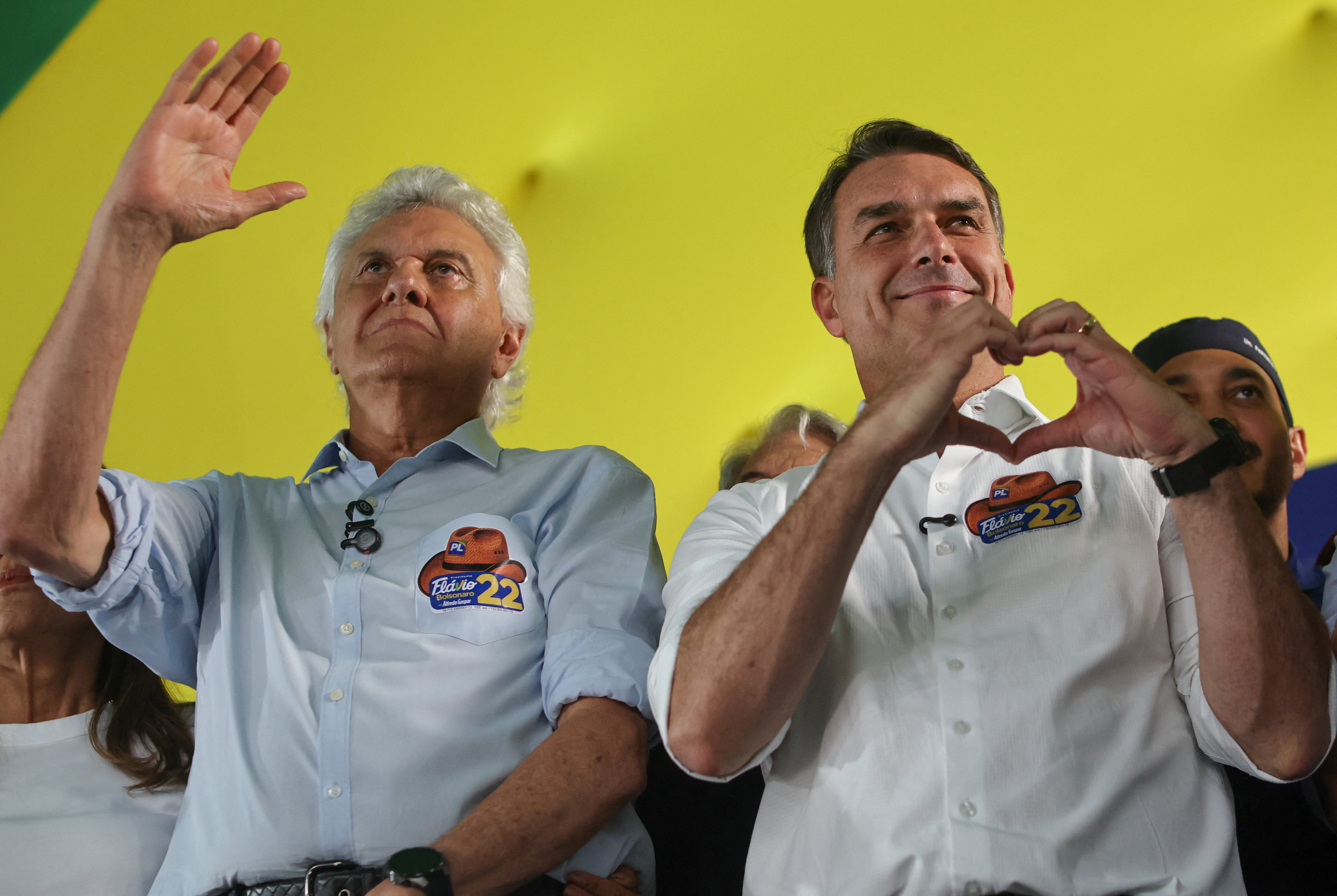Flávio Bolsonaro suma un respaldo clave para el balotaje: Ronaldo Caiado anunció su apoyo y llamó a derrotar a Lula