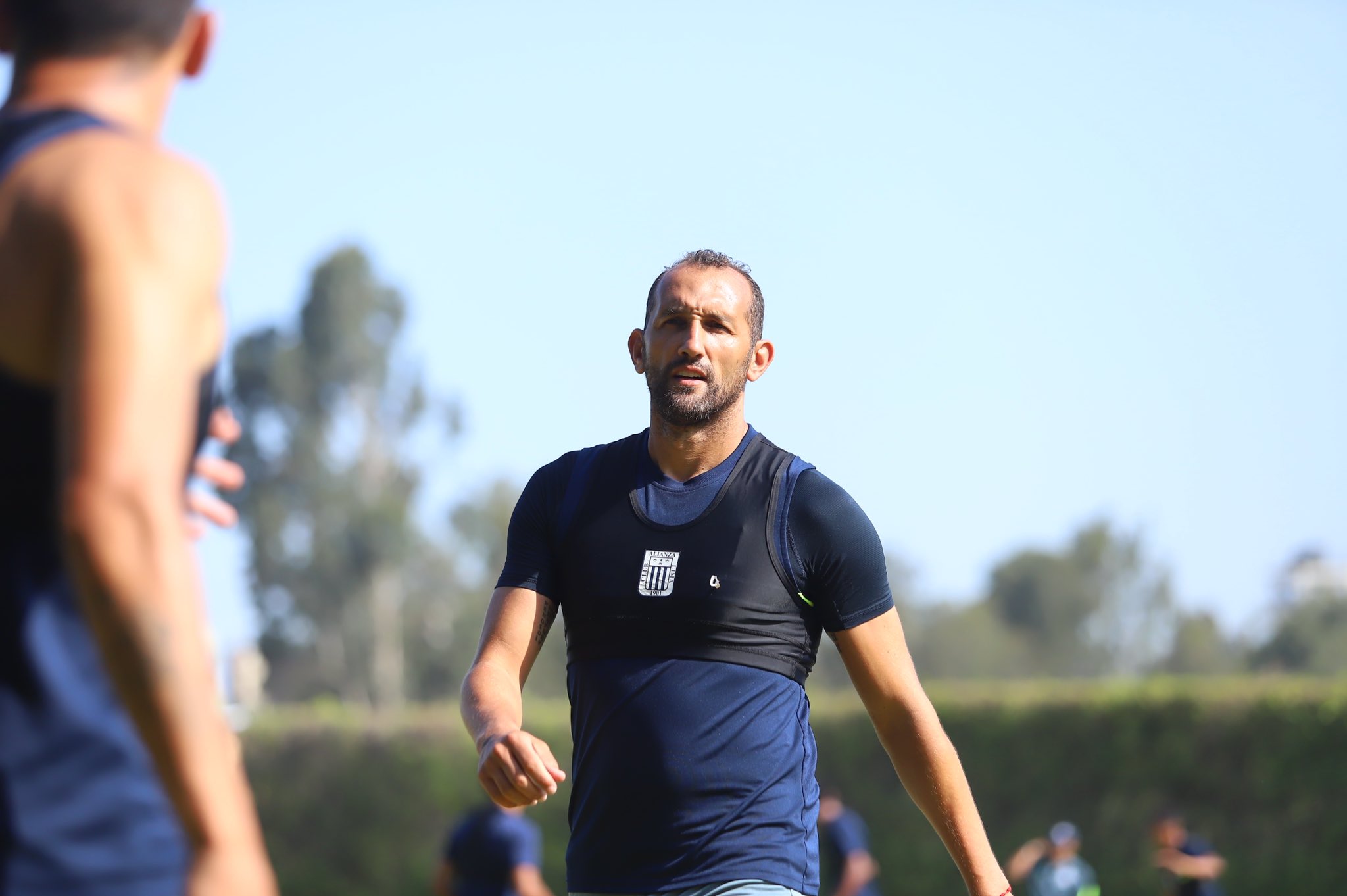 Hernán Barcos es uno de los jugadores más importantes de Alianza Lima. Lleva 2 goles en 5 partidos esta temporada. | Foto: Alianza Lima