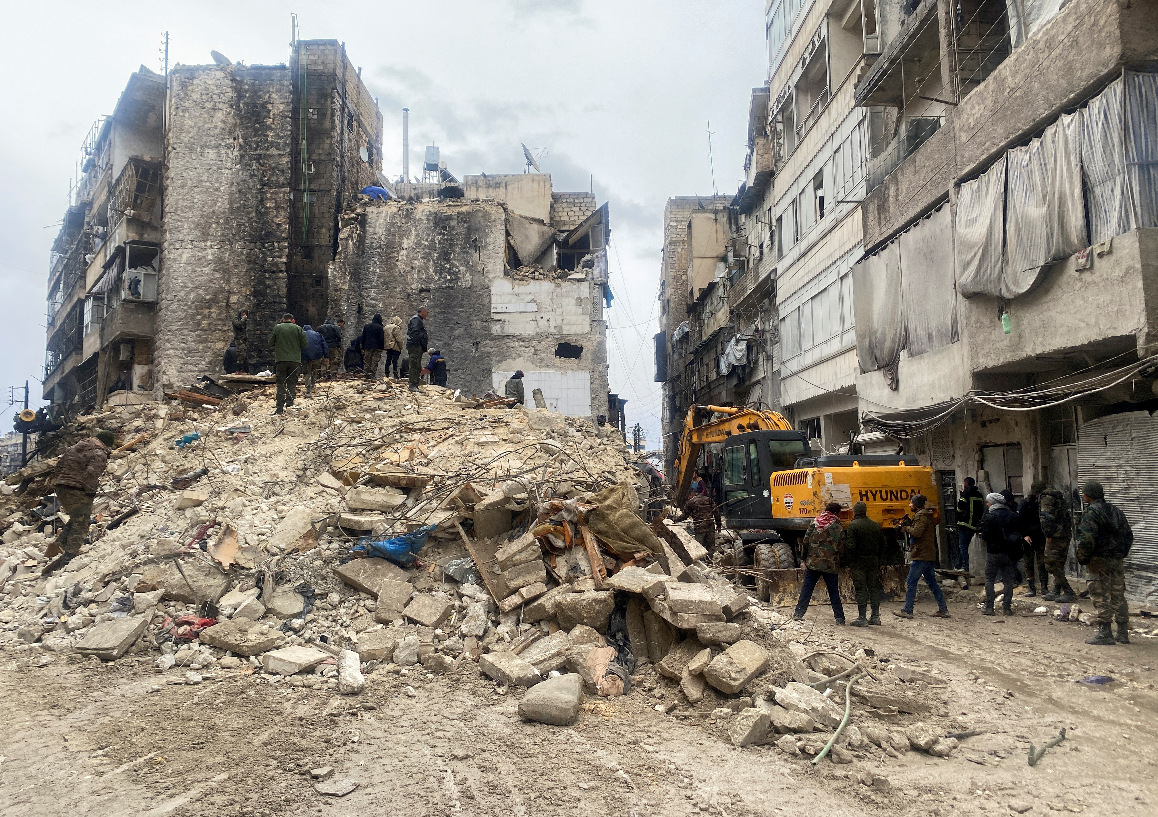 Землетрясение 30. Алеппо сейчас 2023. Сирия Алеппо землетрясение 2023. Цитадель Алеппо землетрясение 2023. Землетрясение в Турции 6 февраля 2023.