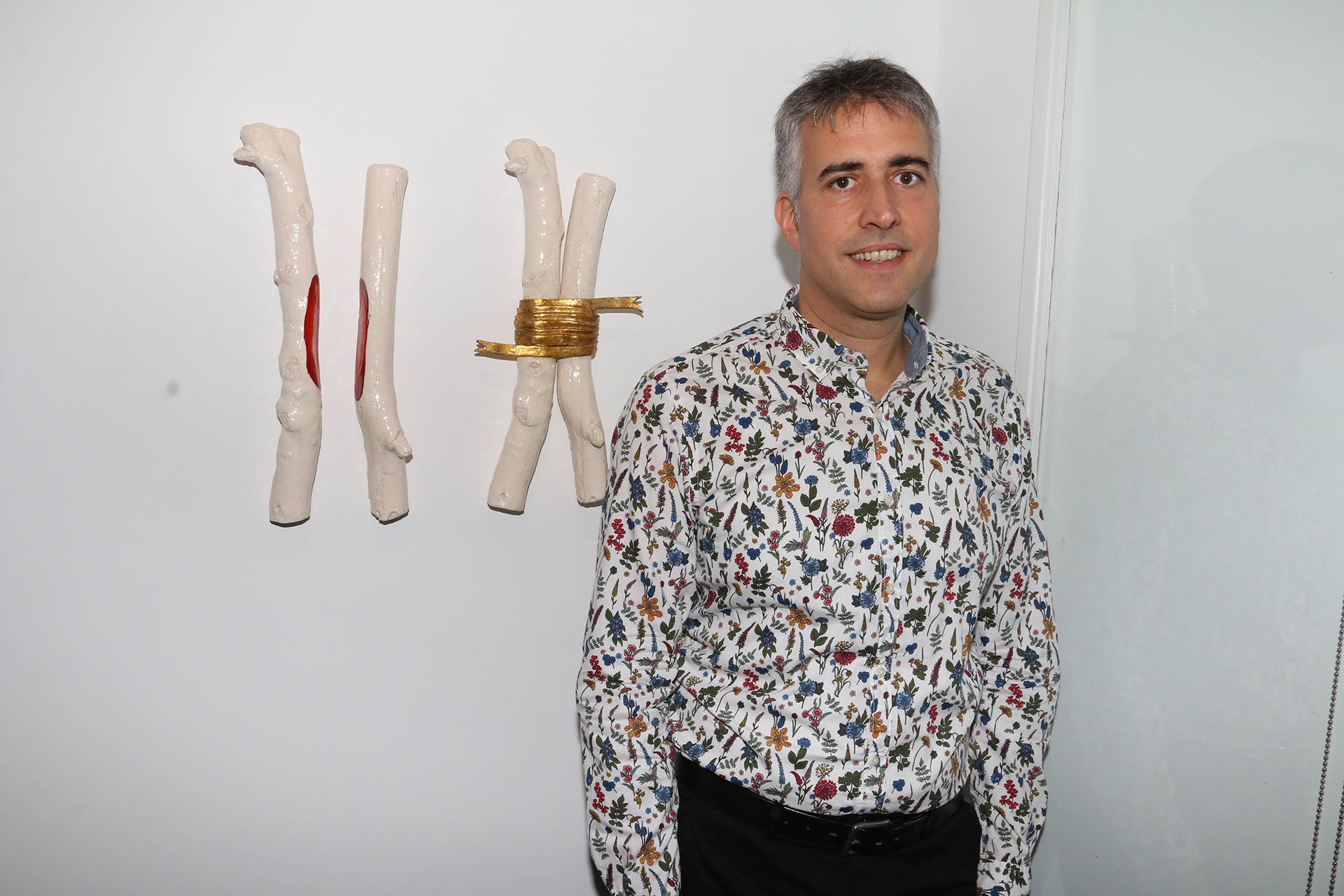 El artista argentino Gabriel Baggio expondrá cerámicas en la muestra "Fantasías plebeyas" en el marco de Bienalsur (Grupo Mass PR)