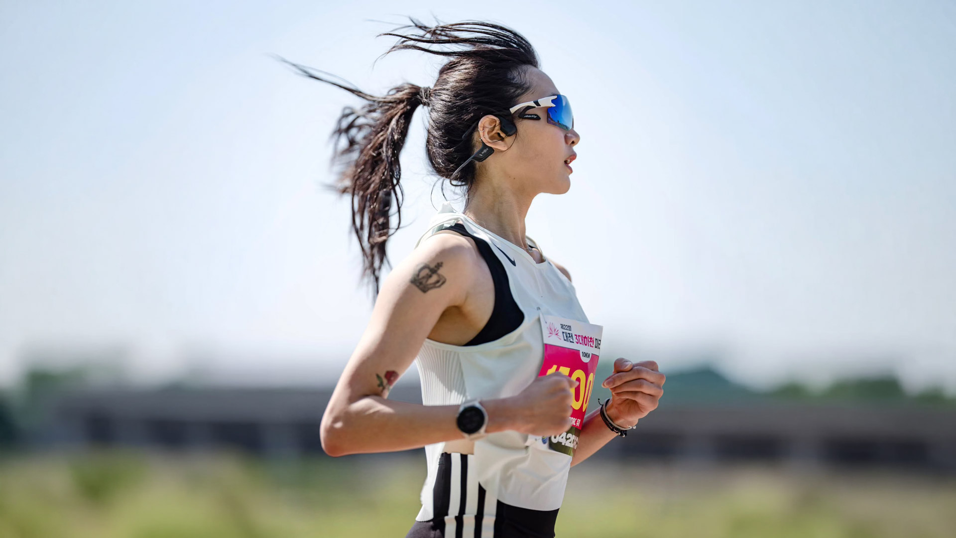 Una atleta de 25 años murió tras descompensarse a 500 metros de la meta en la media maratón de Seúl en Corea del Sur: la estremecedora carta del amigo