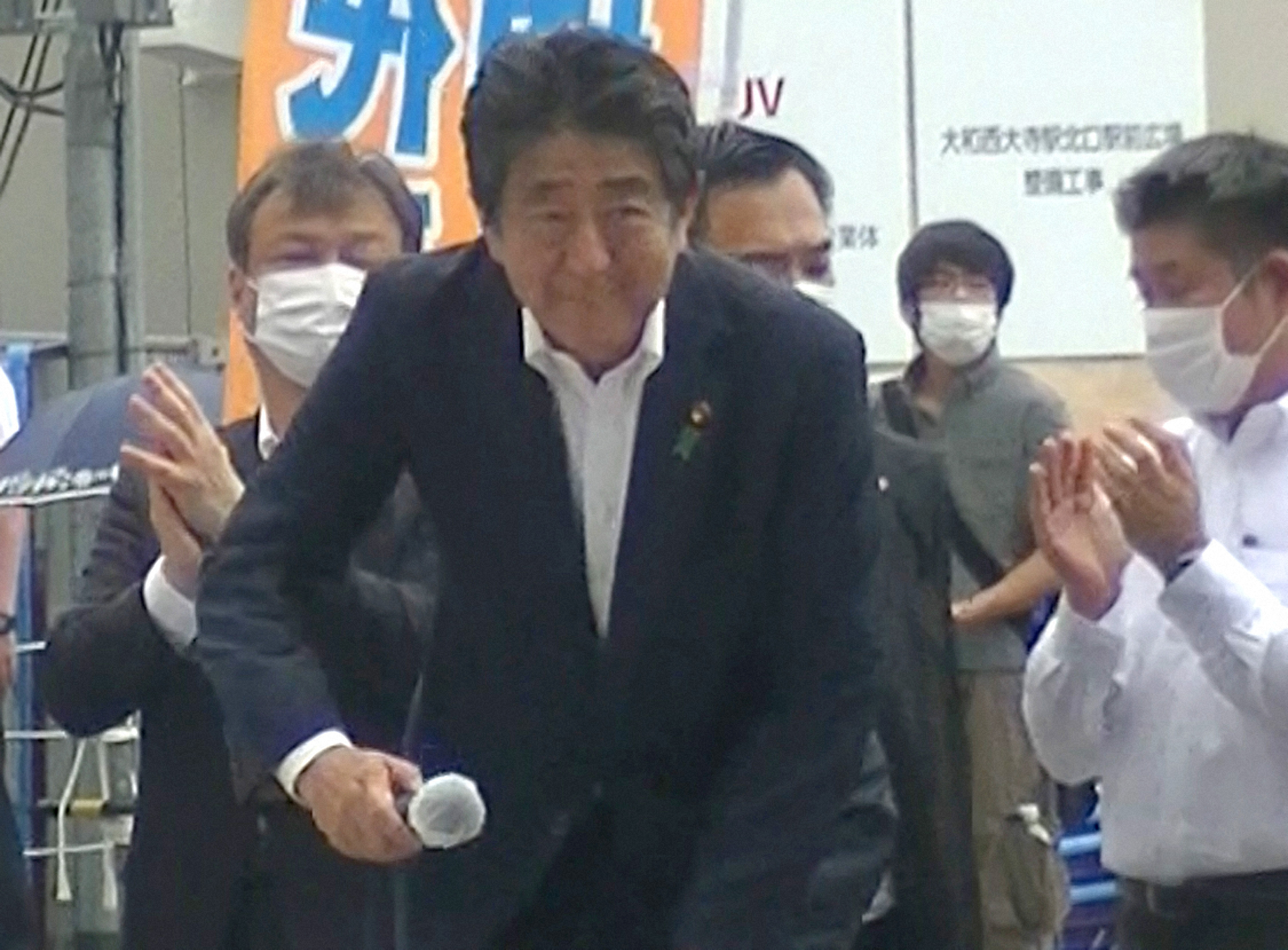 El homicida de Shinzo Abe fabricó varias armas y la policía de Japón cree que eligió la más letal para el ataque