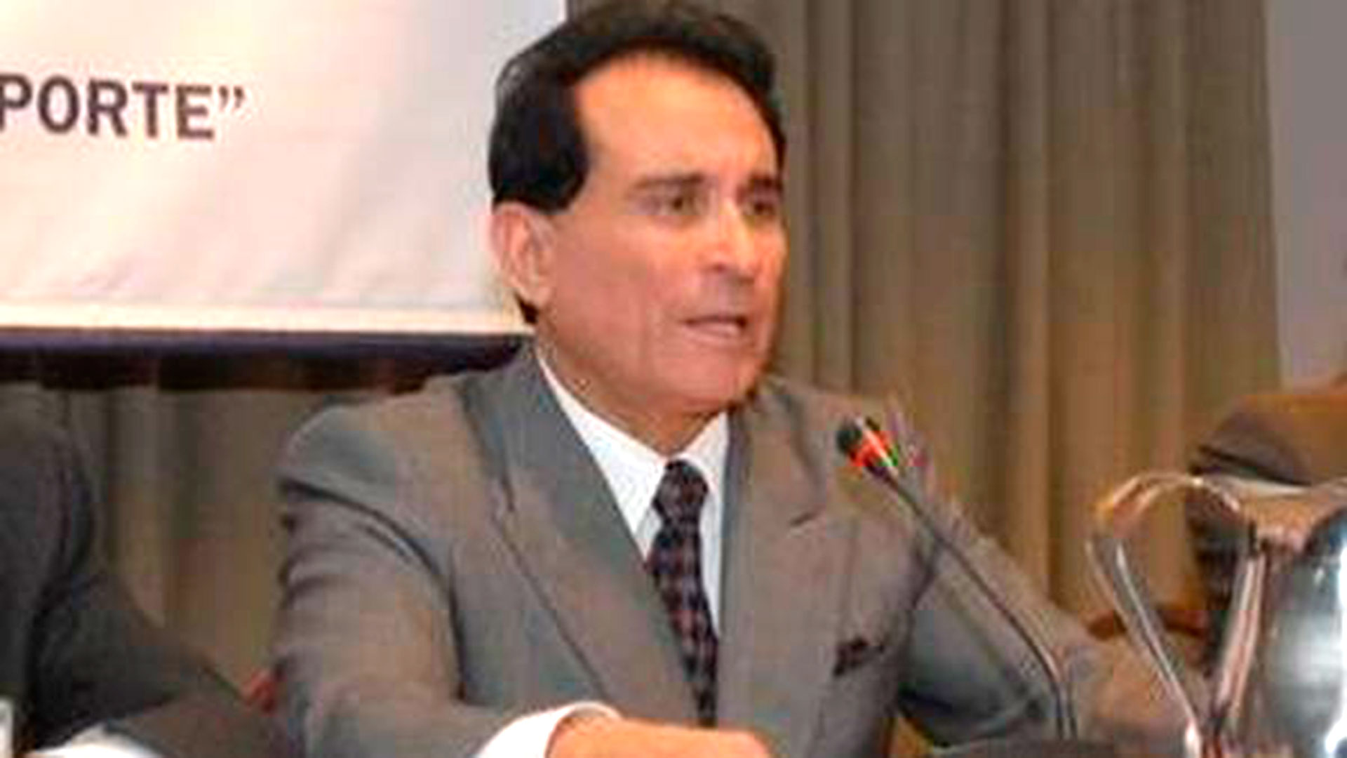 El ex Subsecretario de Puertos y Vías Navegables Jesús González, fue el impulsor del acuerdo por el que nació la Hidrovía Paraná Paraguay y hombre de confianza del expresidente Menem