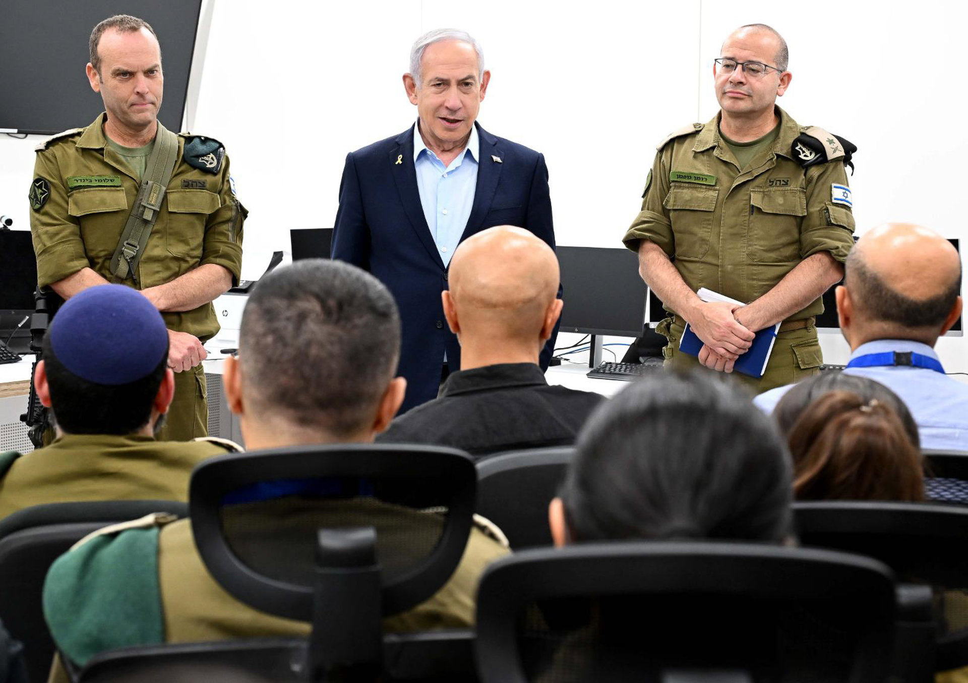 Le suspendieron la licencia al conductor alcoholizado que chocó a cuatro autos y el frente de una casa en Villa del Parque