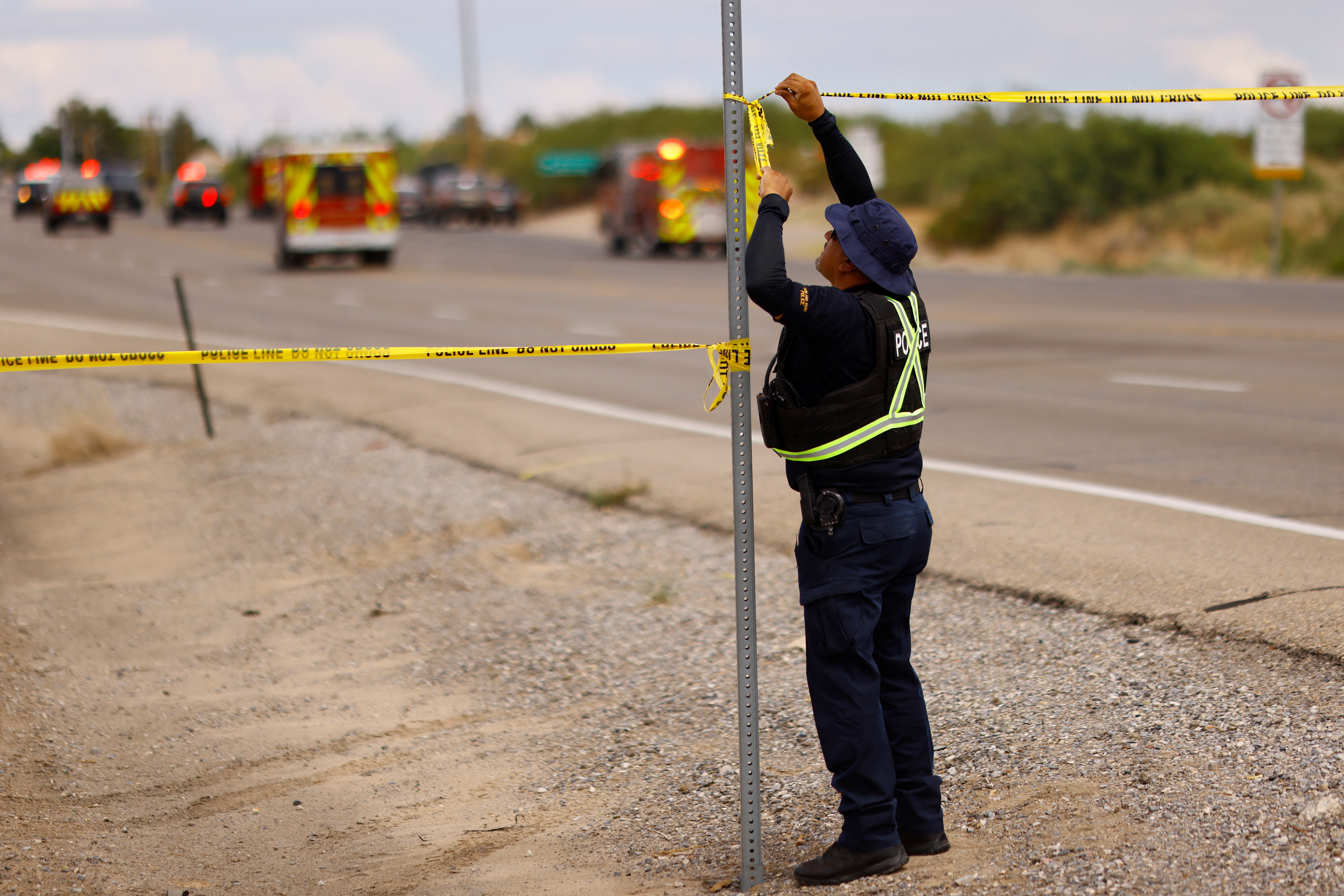 Archivo: Un policía acordona un área en Santa Teresa, Nuevo México. REUTERS/Jose Luis Gonzalez