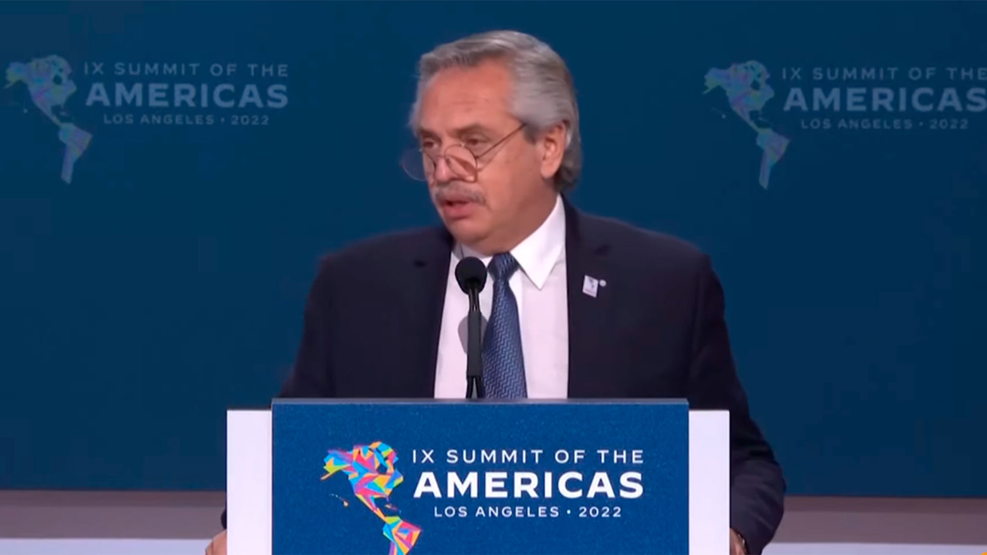 El presidente de Argentina brindó un duro discurso durante la Cumbre de las Américas al referirse a la exclusión de Cuba, Venezuela y Nicaragua