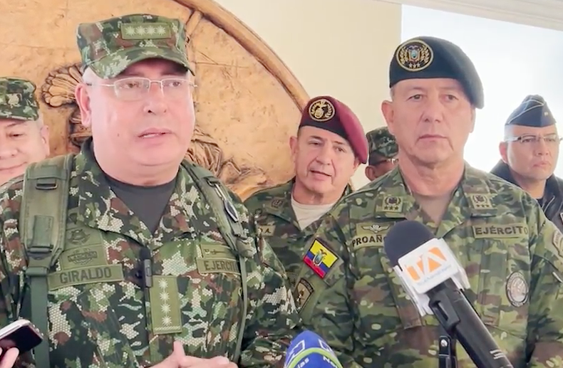 Para el general Helder Giraldo, Comandante General de las Fuerzas Militares de Colombia, y el general Nelson Proaño, jefe del Comando Conjunto de las Fuerzas Armadas de Ecuador, la protección en la frontera compartida es un trabajo común a las fuerzas militares de ambos países.