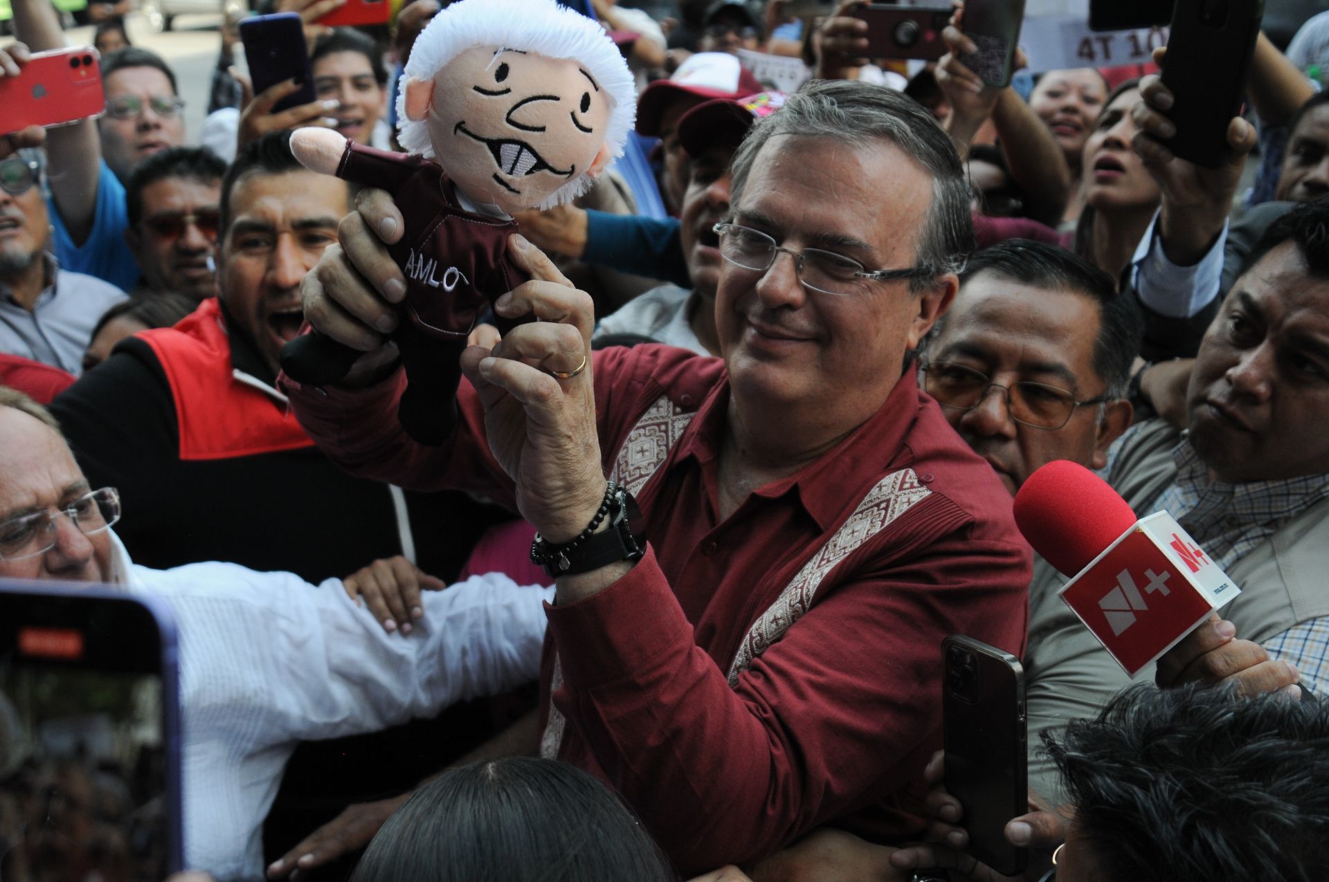 CIUDAD DE MÉXICO, 11JUNIO2023.- Este domingo se lleva a cabo el Consejo Nacional de Morena donde se definirá el proceso para elegir al próximo candidato a la Presidencia. FOTO: DANIEL AUGUSTO /CUARTOSCURO.COM