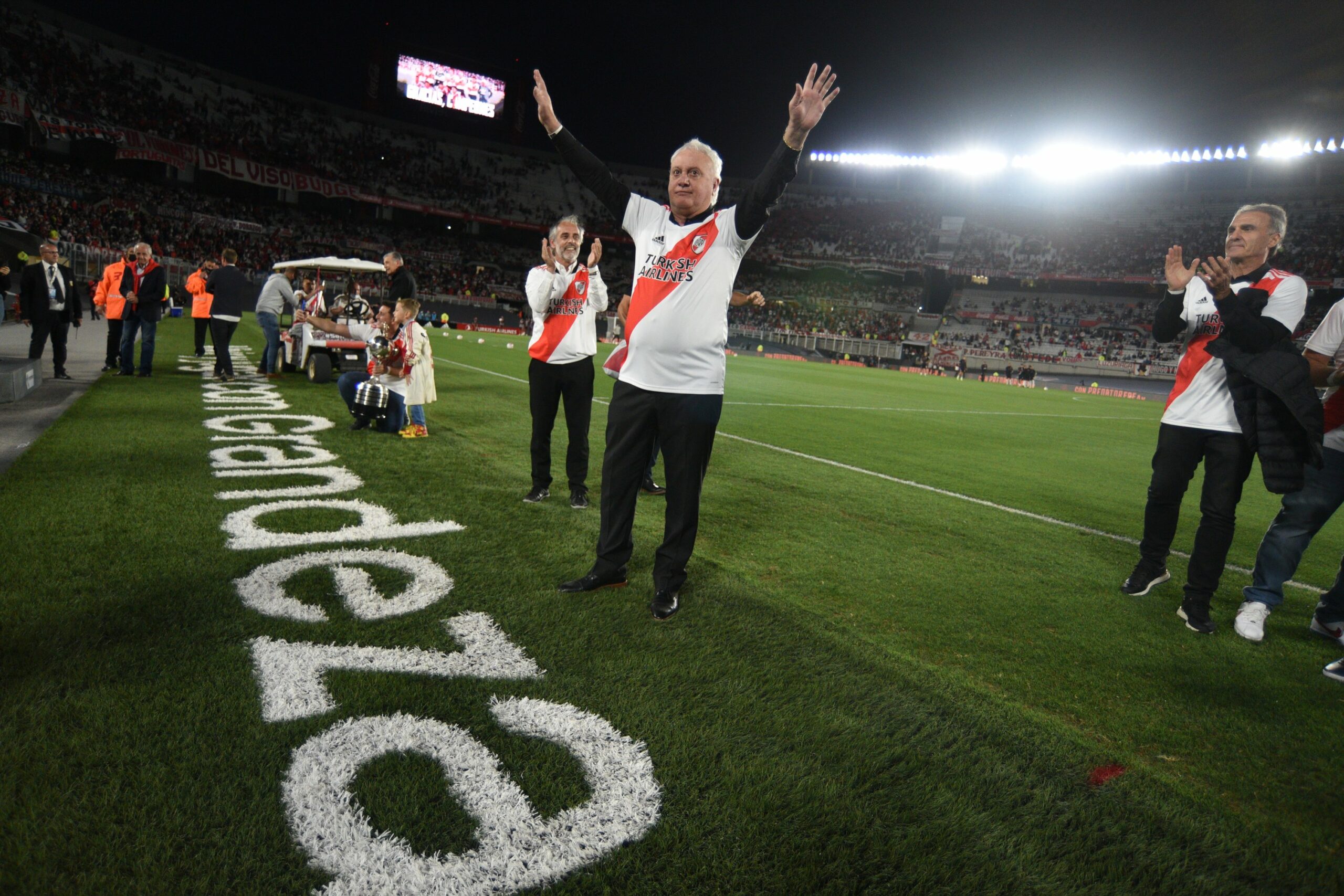 Una de las máximas leyendas de River Plate le pidió a las directivas mantener a Juan Fernando Quintero en el equipo