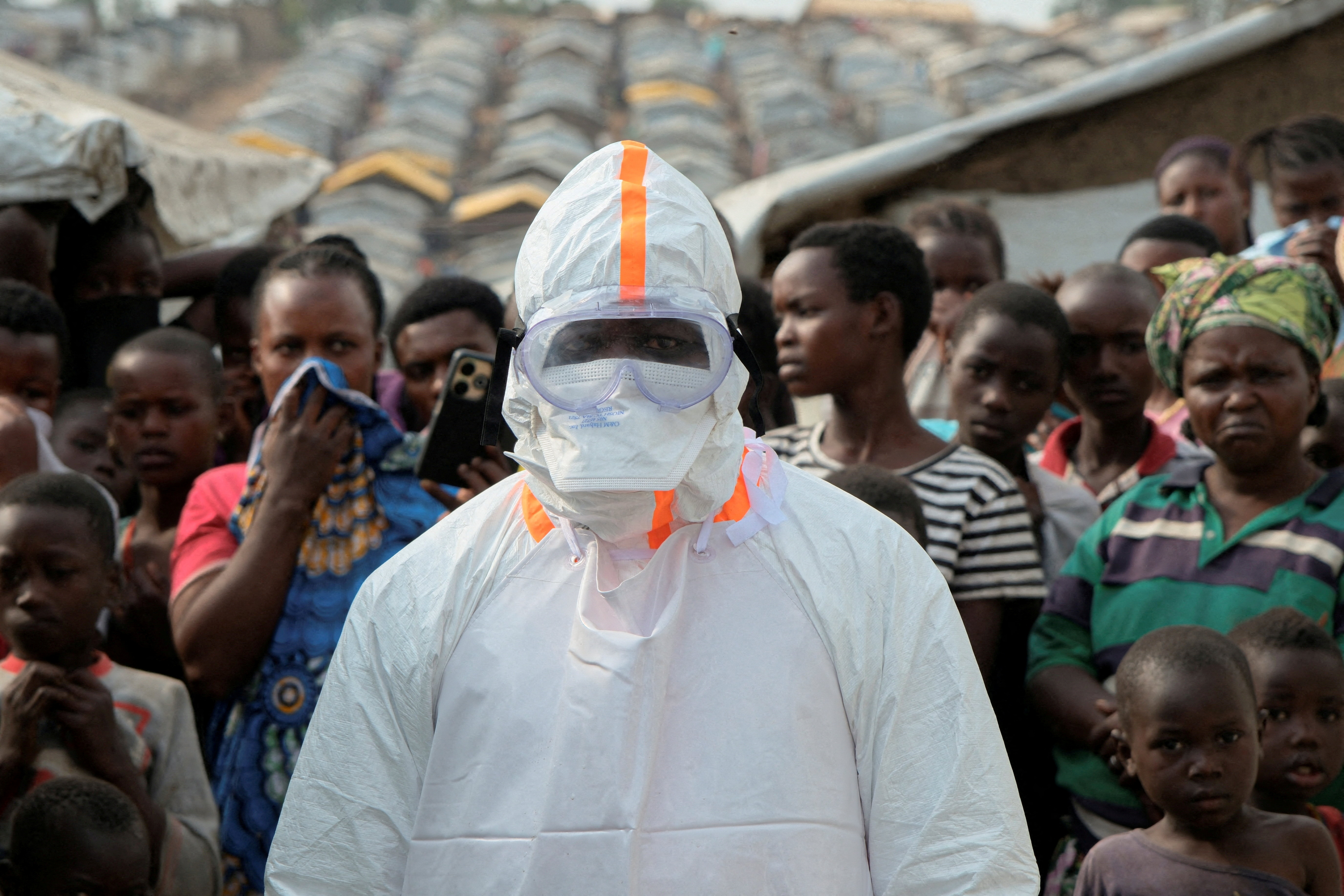 Se acelera el brote de ébola en el Congo: los muertos superan los 1.700 en los últimos tres meses