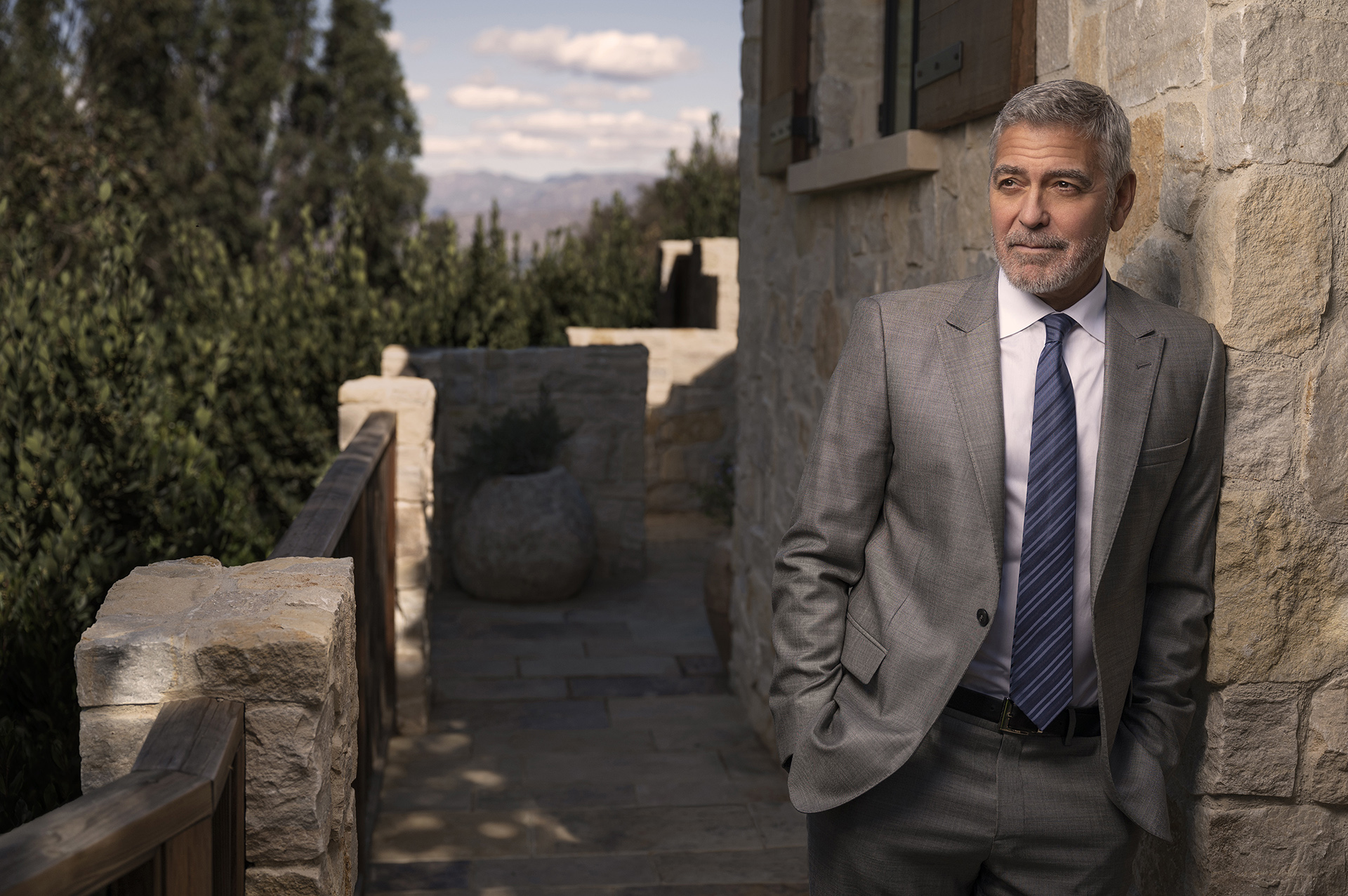 George Clooney fotografiado en Studio City, California, el 3 de noviembre de 2022 (Washington Post/ Marvin Joseph)