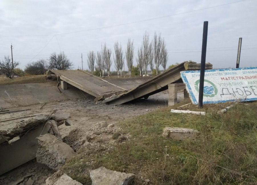 Las tropas rusas abandonan Kherson y destruyen puentes en su retirada absoluta de la ciudad (Telegram)