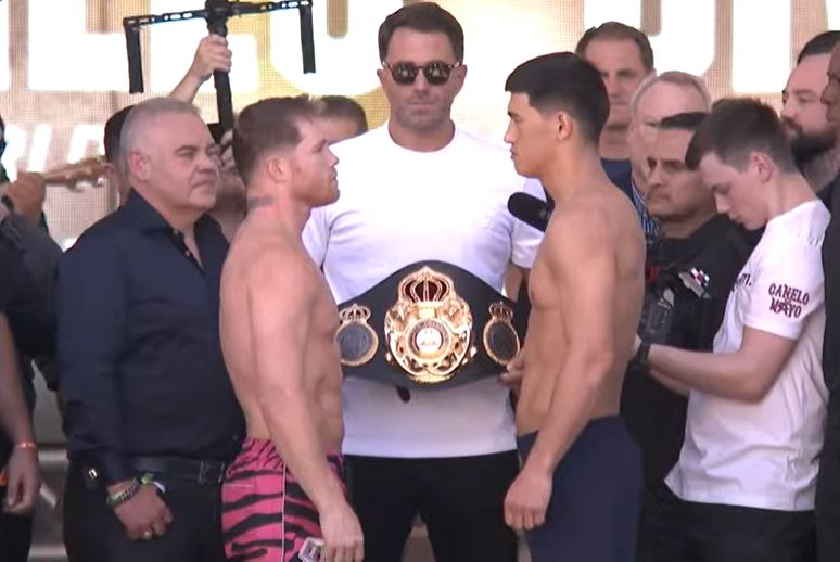 Canelo Álvarez y Dmitry Bivol cumplieron con el trámite de la báscula (Foto: Captura de pantalla YouTube/Matchroom Boxing)