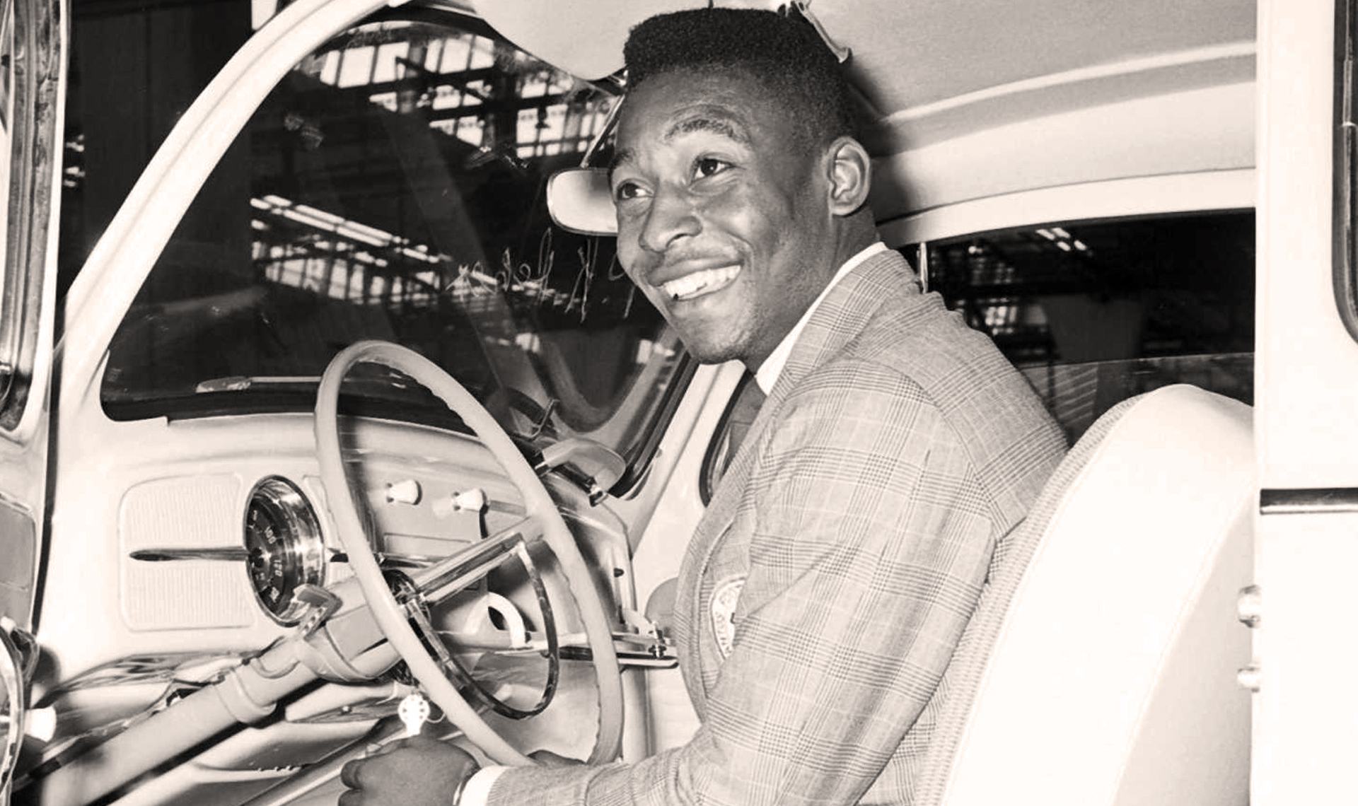 Pelé confesó en 2020 en sus redes sociales, que el fútbol y los autos siempre fueron sus dos pasiones