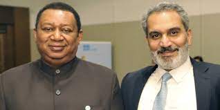 Mohammad Sanusi Barkindo y su sucesor en la OPEP, Haitham al-Ghais