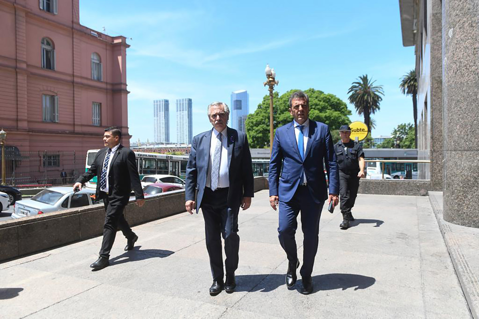 El presidente Alberto Fernándeez y el ministro Sergio Massa