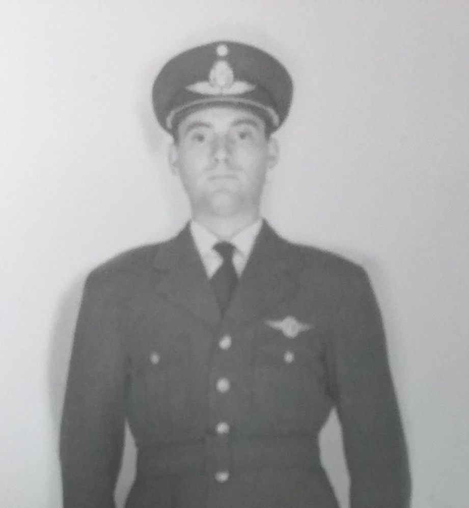 Bancos contra Caputo por los dólares del colchón: “Cumplimos normas, no tweets”