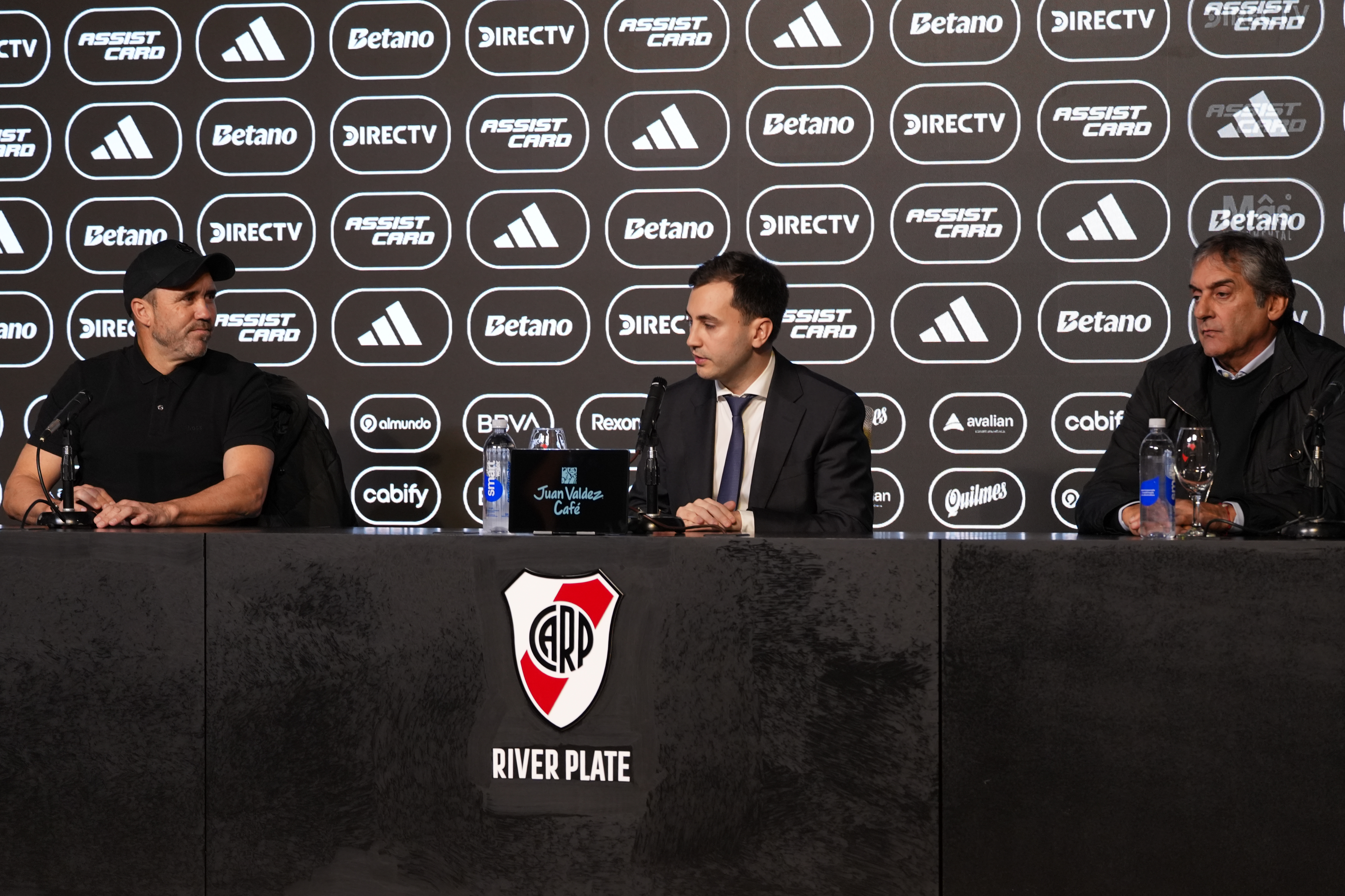 River Plate confirm&oacute; la salida de Eduardo Coudet: Leonardo Ponzio ser&aacute; el DT interino