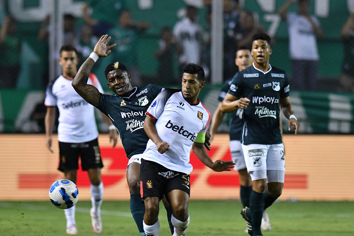 Melgar y Deportivo Cali igualaron en la ida de los octavos de final de la Copa Sudamericana 2022. | Foto: Melgar