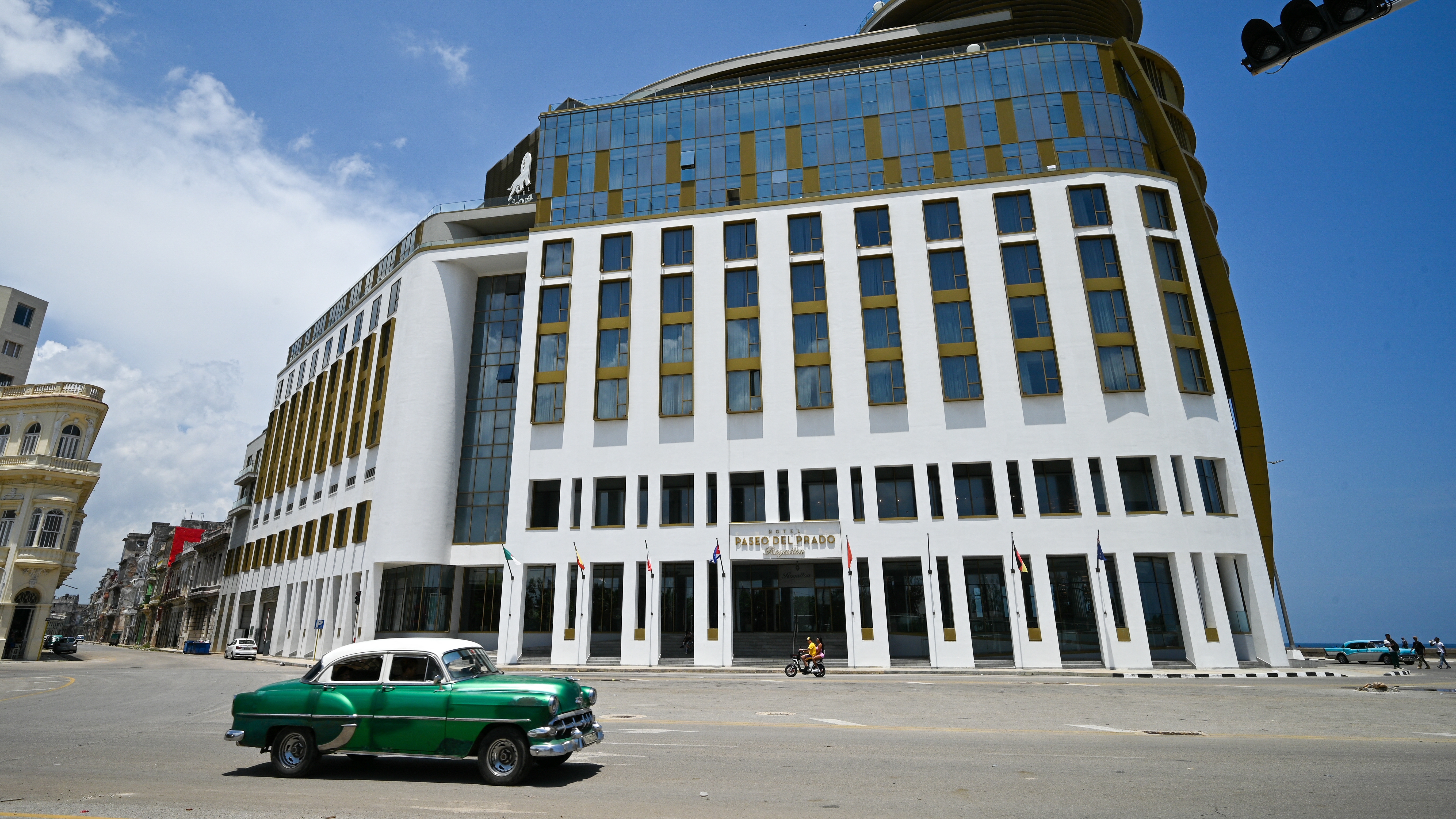Crisis en Cuba: se agrava la situaci&oacute;n de la industria del turismo tras la salida de cuatro cadenas hoteleras 