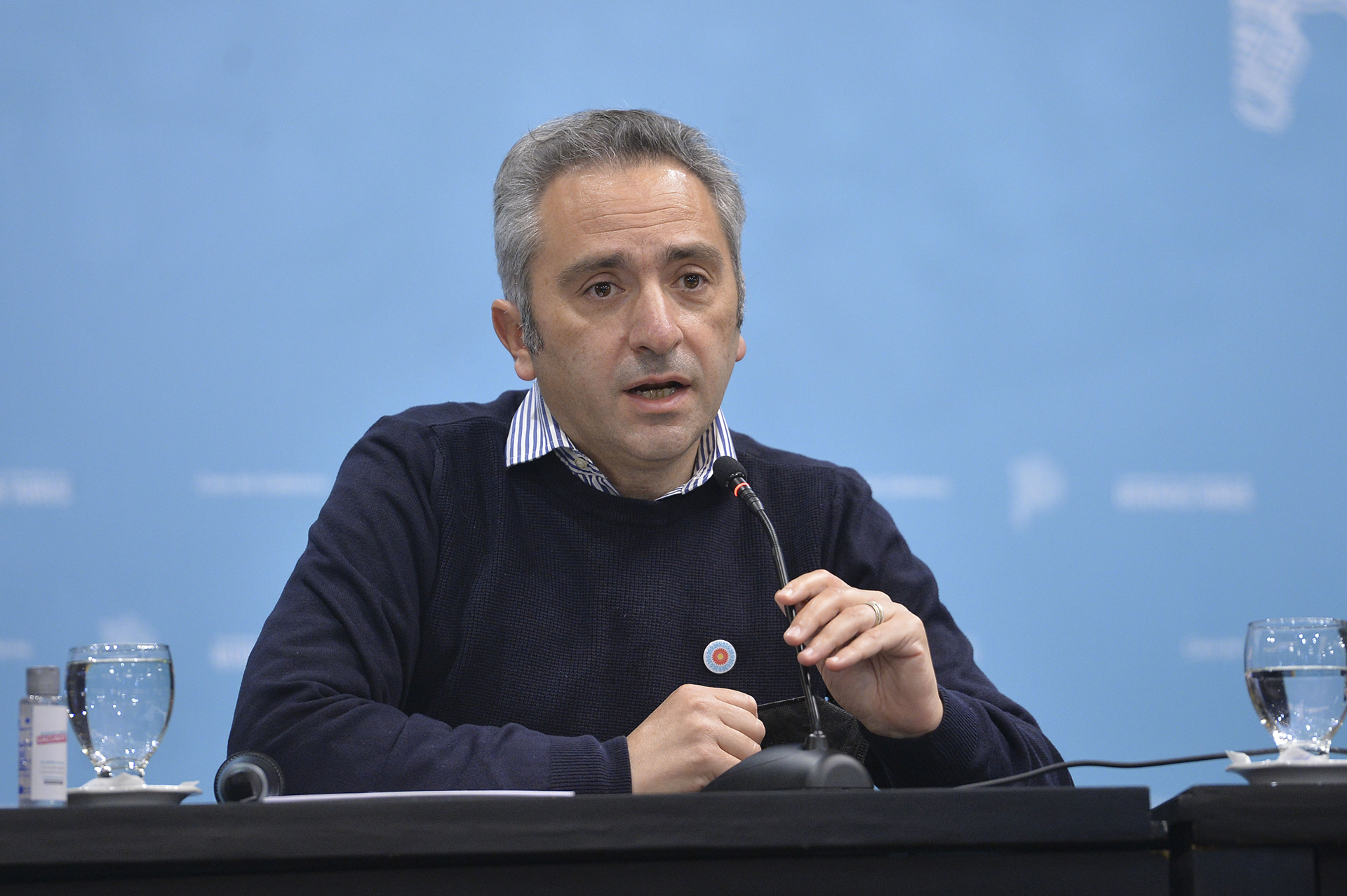 Andrés Larroque expreso: “Tenemos que discutir si hay que hacer política con chaleco antibalas en Argentina”