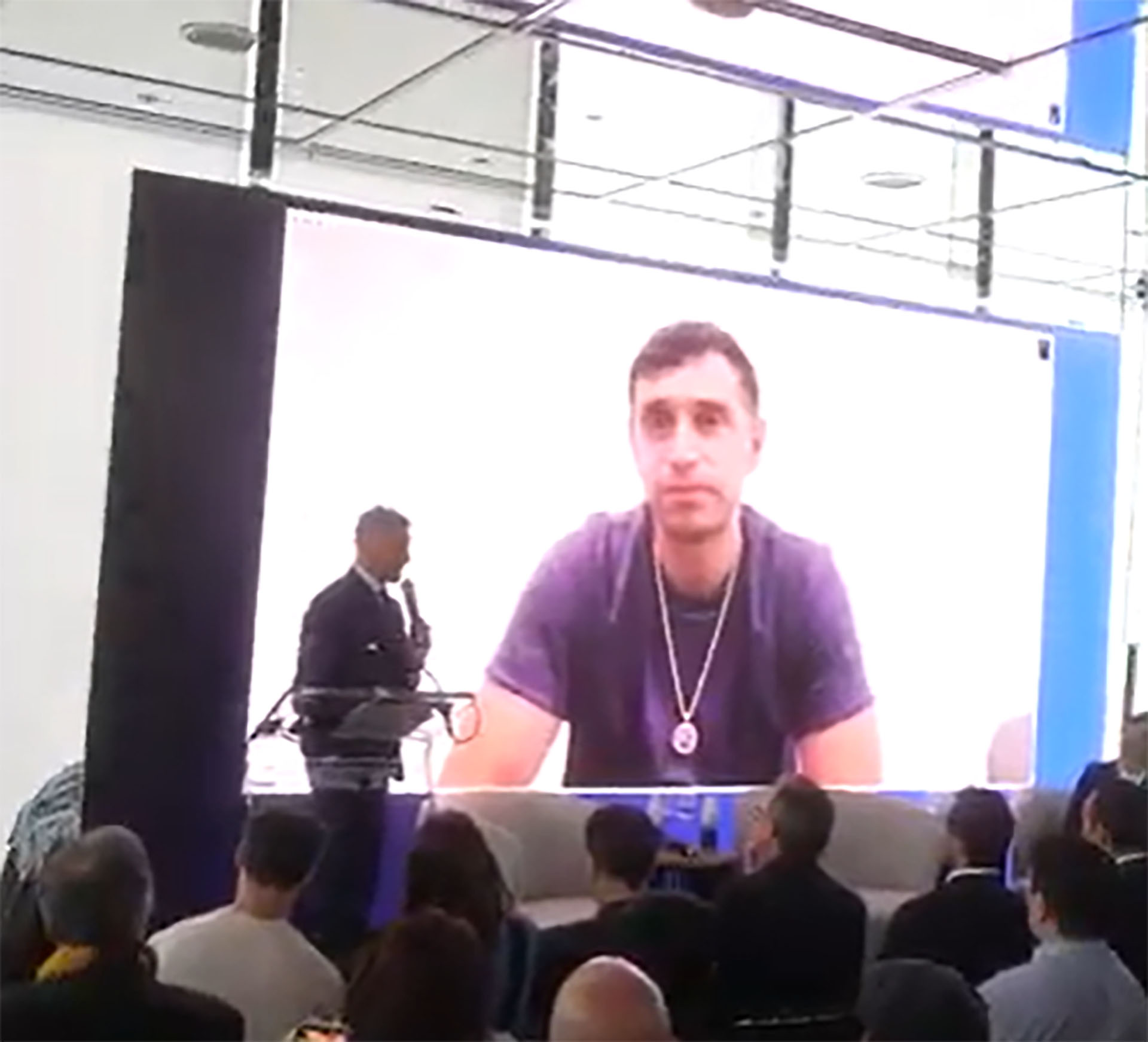 Putin dijo que Rusia está lista si Europa “quiere la guerra” antes de reunirse con enviados de Trump