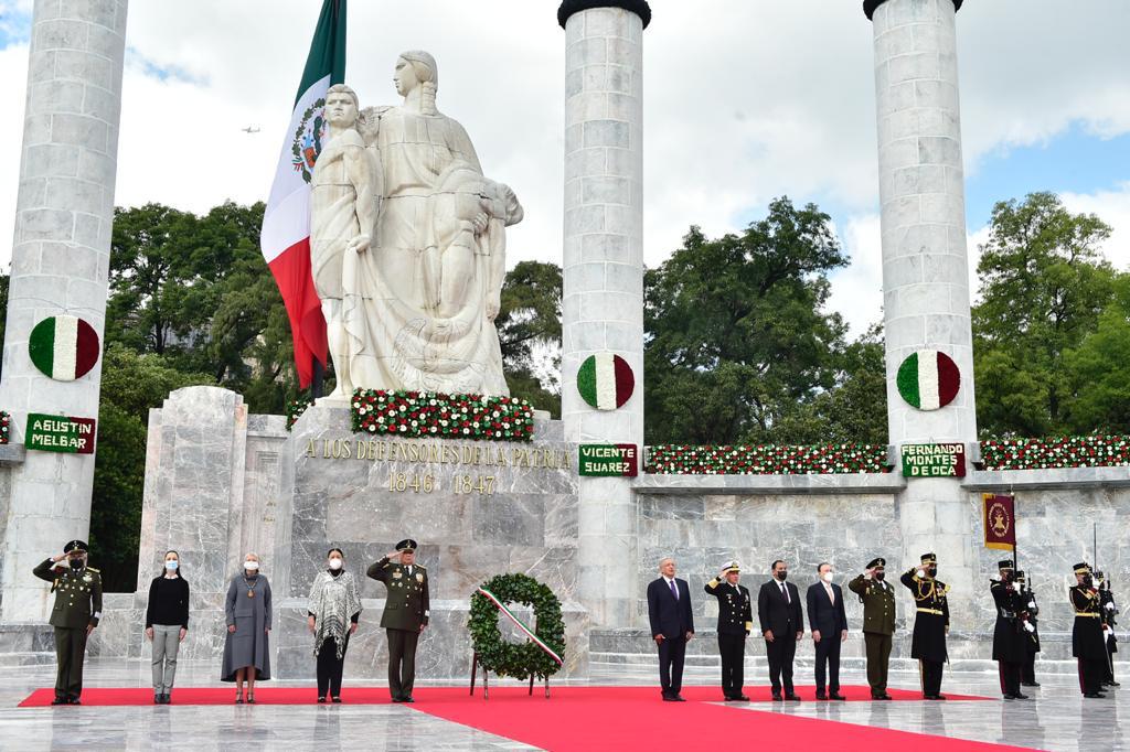 López Obrador Encabezó Homenaje A Los Niños Héroes En Chapultepec Infobae 9384