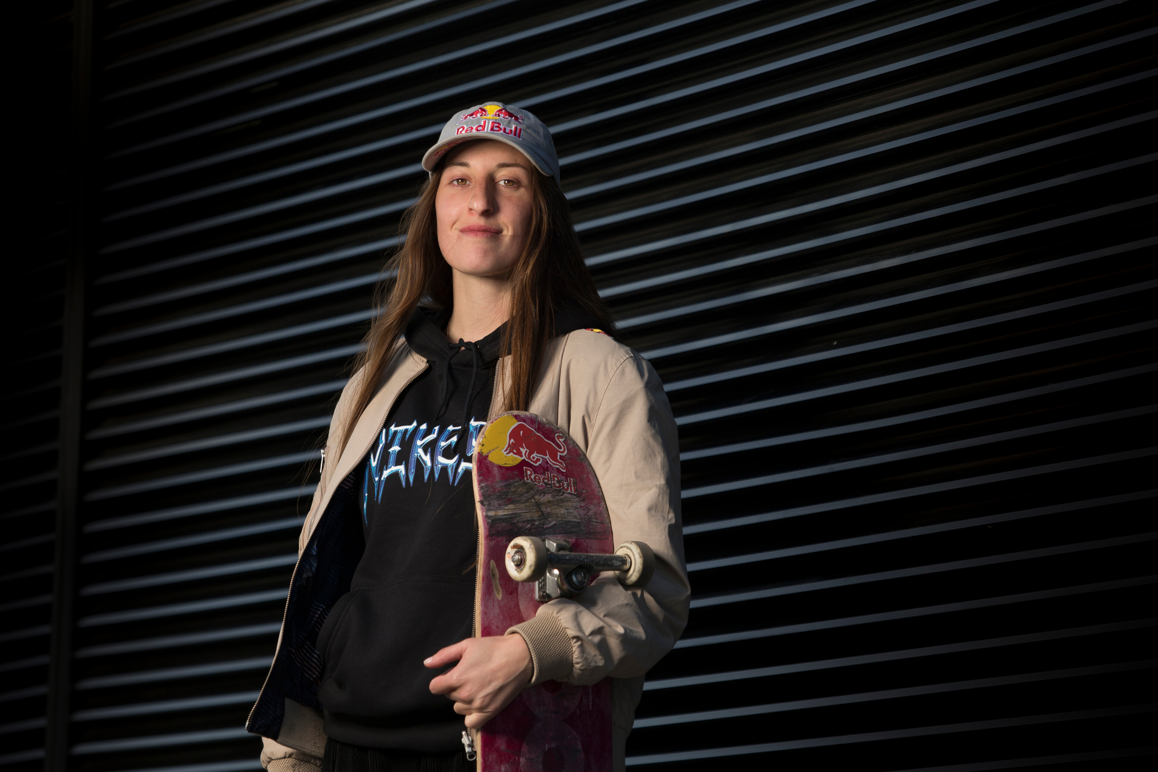 De modelar junto a Delfina Pignatiello y recorrer el mundo con su patineta al sueño olímpico de París: las aventuras de la skater Aldana Bertrán