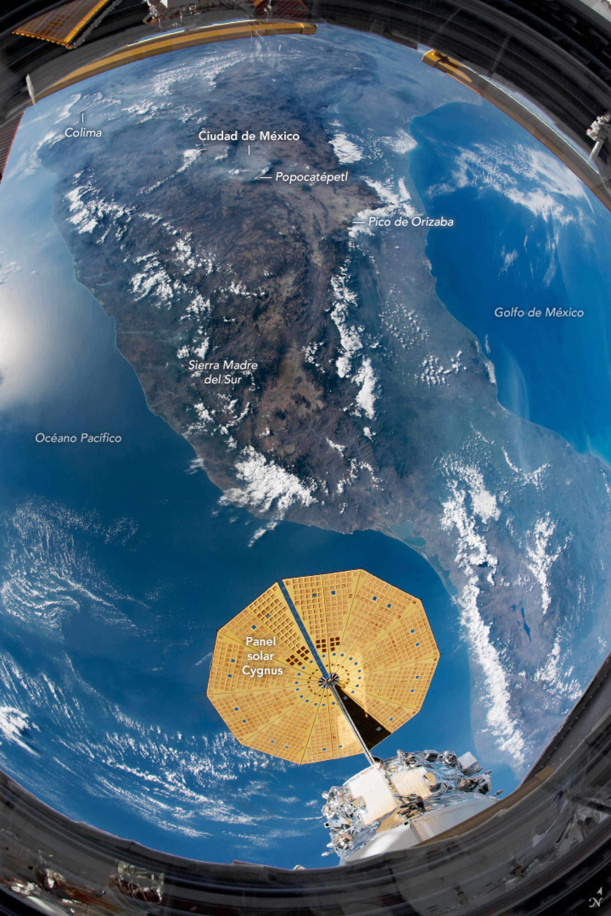 Esta es la foto de la NASA donde pueden localizarse lugares como Colima y la Ciudad de México (Foto: Twitter/@NASA_es)