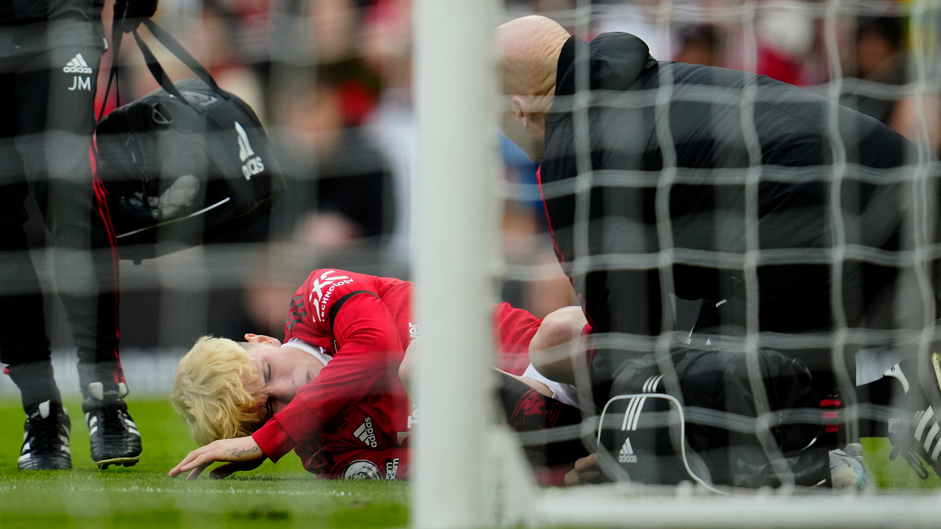 Garnacho está recuperándose de una lesión en el tobillo (Foto: AP)