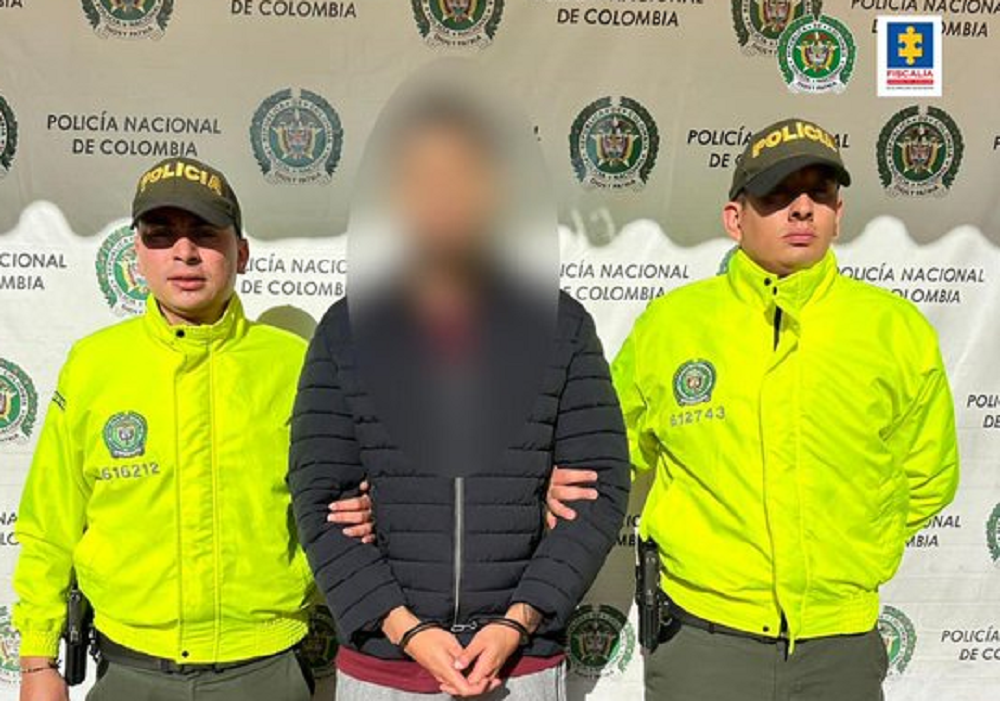 Policía y Fiscalía capturaron a sujeto con más de 26.000 archivos de pornografía infantil en Bogotá