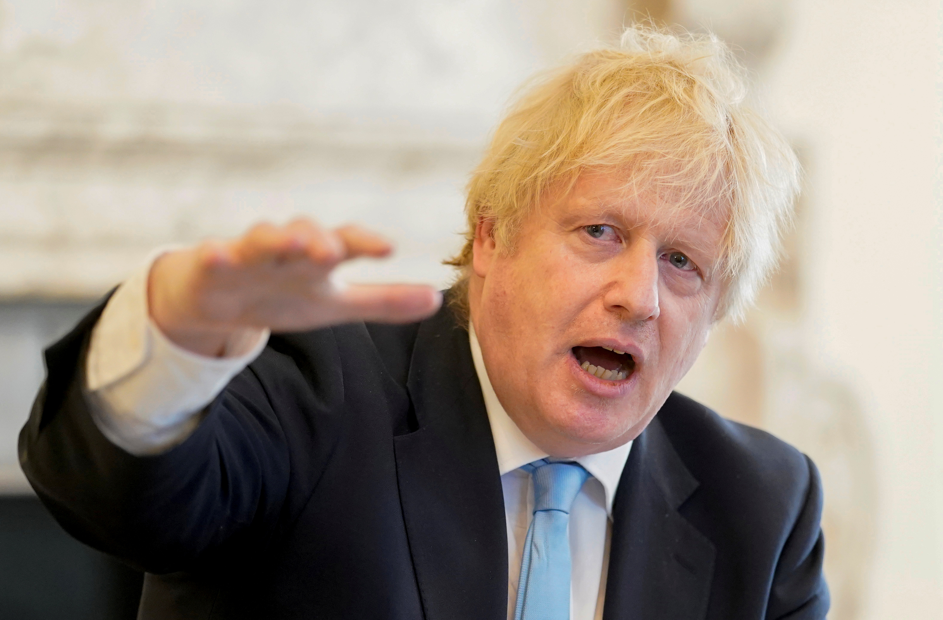 El primer ministro británico Boris Johnson decidió imponer una cuarentena estricta tras un informe del Imperial College (Andrew Parsons/ 10 Downing Street/ Handout vía Reuters)