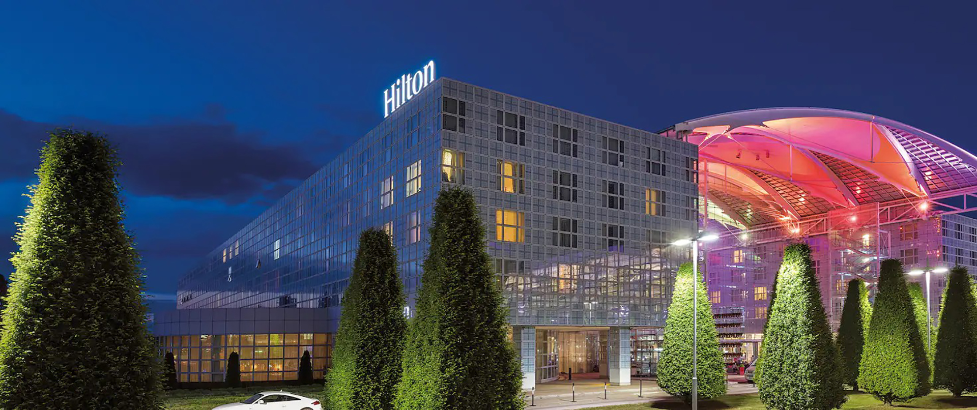 El lujoso hotel Hilton del aeropuerto de Munich, Alemania. (https://www.hilton.com/)