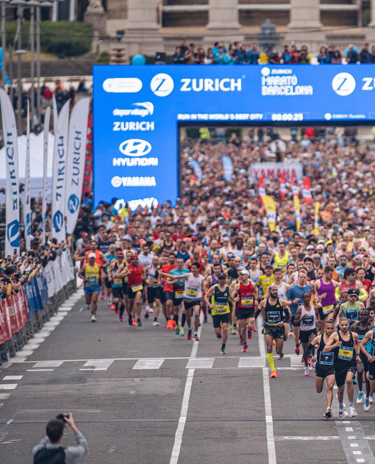 Más de 11.400 corredores participaron de la maratón de Barcelona 2023  (@ZURICHMARATODEBARCELONA)