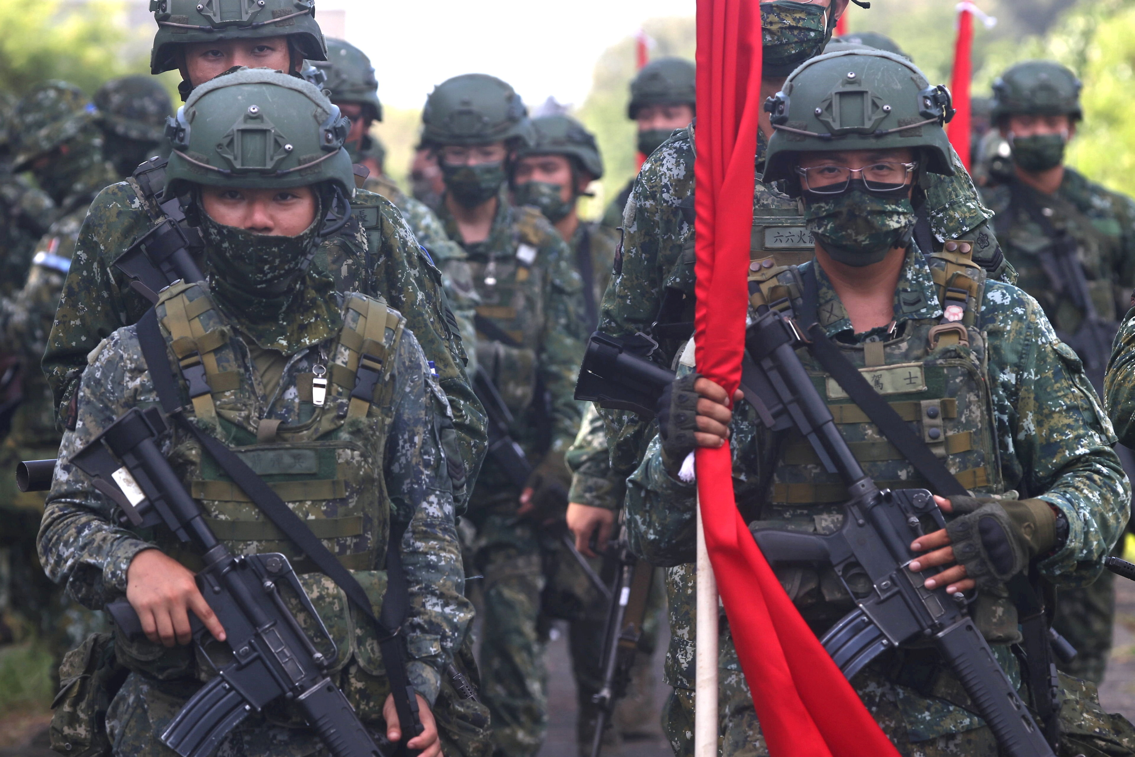 Soldados de Taiwán durante los ejercicios de defensa en caso de una invasión china en la base de Han Kuang. REUTERS/Ann Wang.