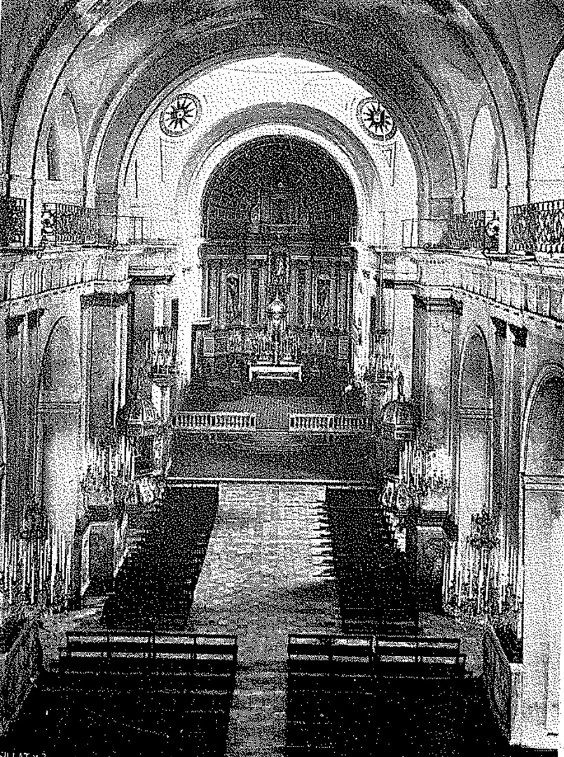 El interior de la Iglesia Matriz de Montevideo en 1905