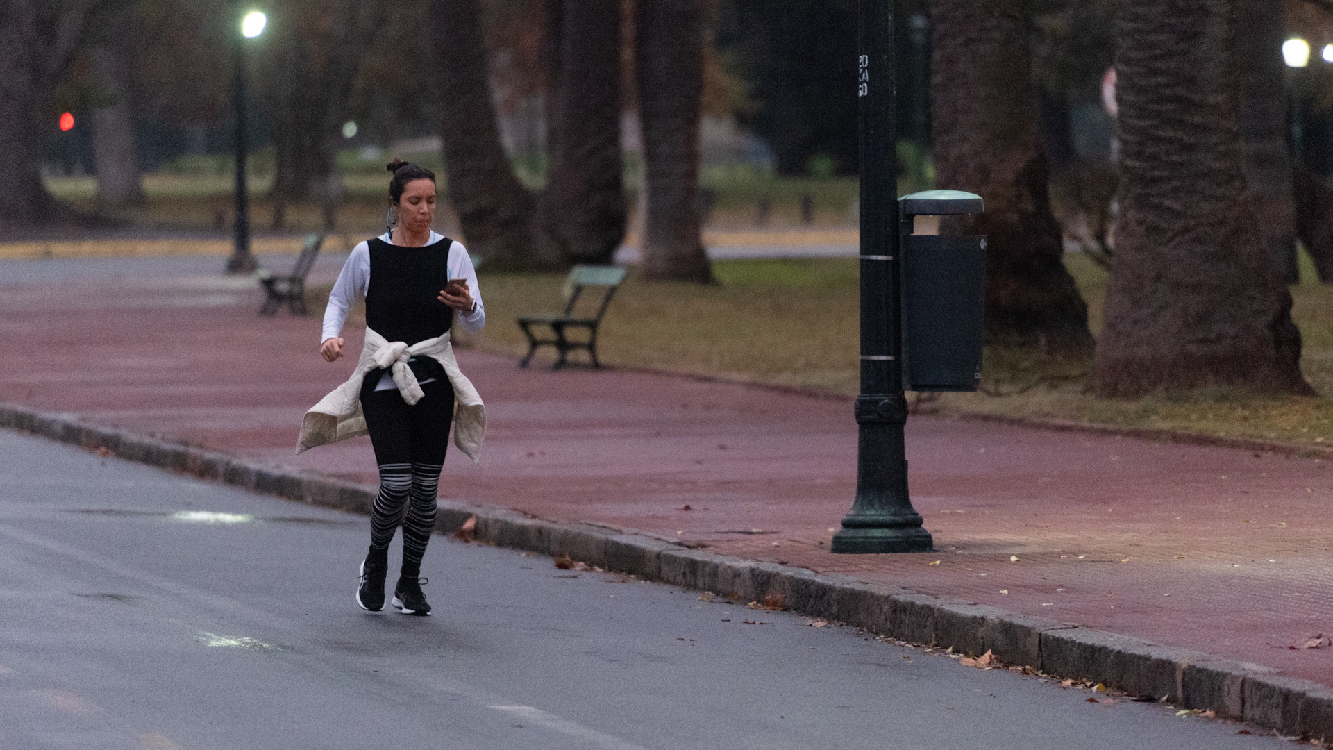 La mayoría de las personas que se calzaron las zapatillas y el jogging temprano parecían runners experimentados. Son personas que corrían habitualmente antes del 20 de marzo y estaban contenidas en sus hogares, esperando la oportunidad de recuperar los días que perdieron durante la cuarentena obligatoria.