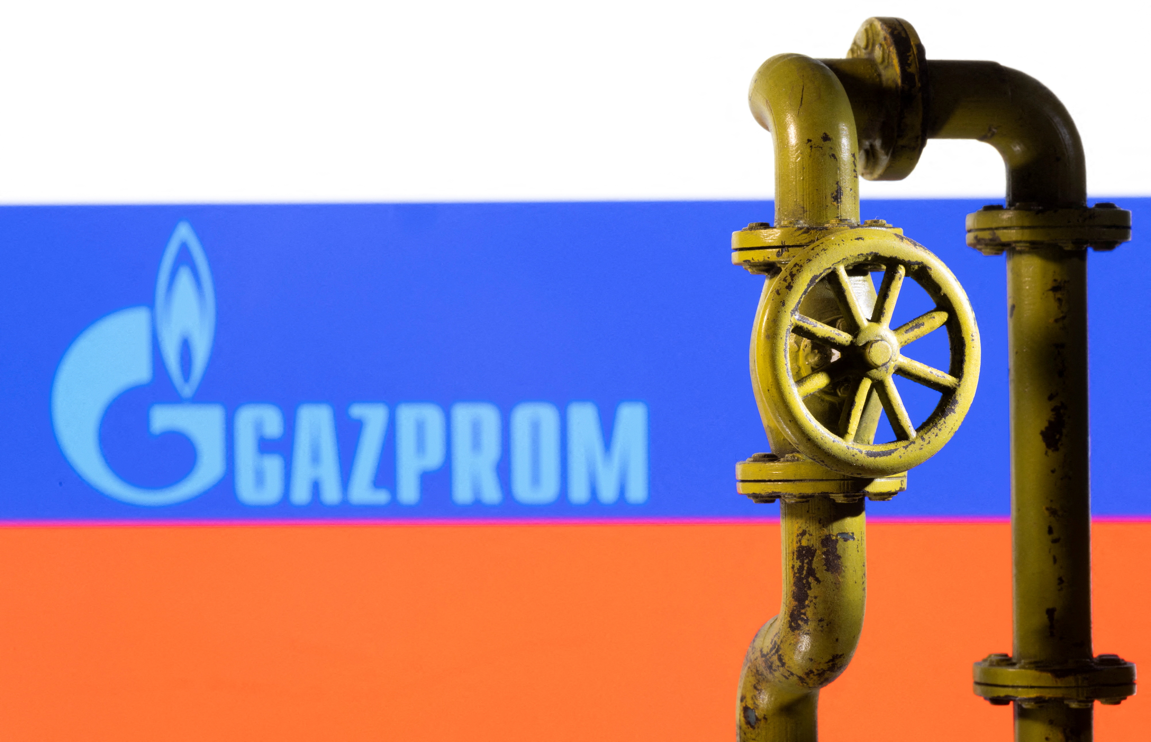 Gazprom , una de las principales empresas de gas de Rusia (REUTERS/Dado Ruvic/Illustration)