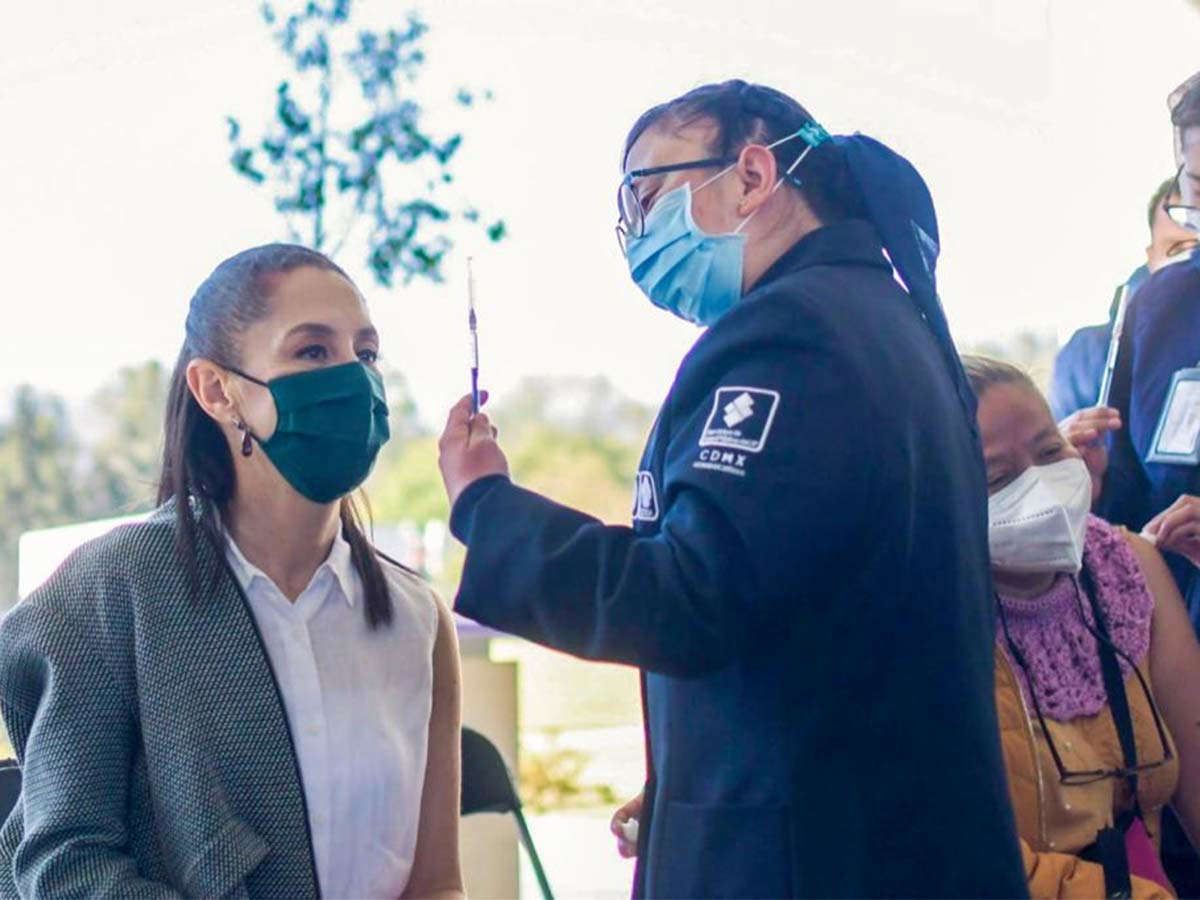 La jefa de Gobierno acudió al Instituto de Medicina Genómica, ubicado en la alcaldía Tlalpan (Foto: Gobierno de la Ciudad de México)