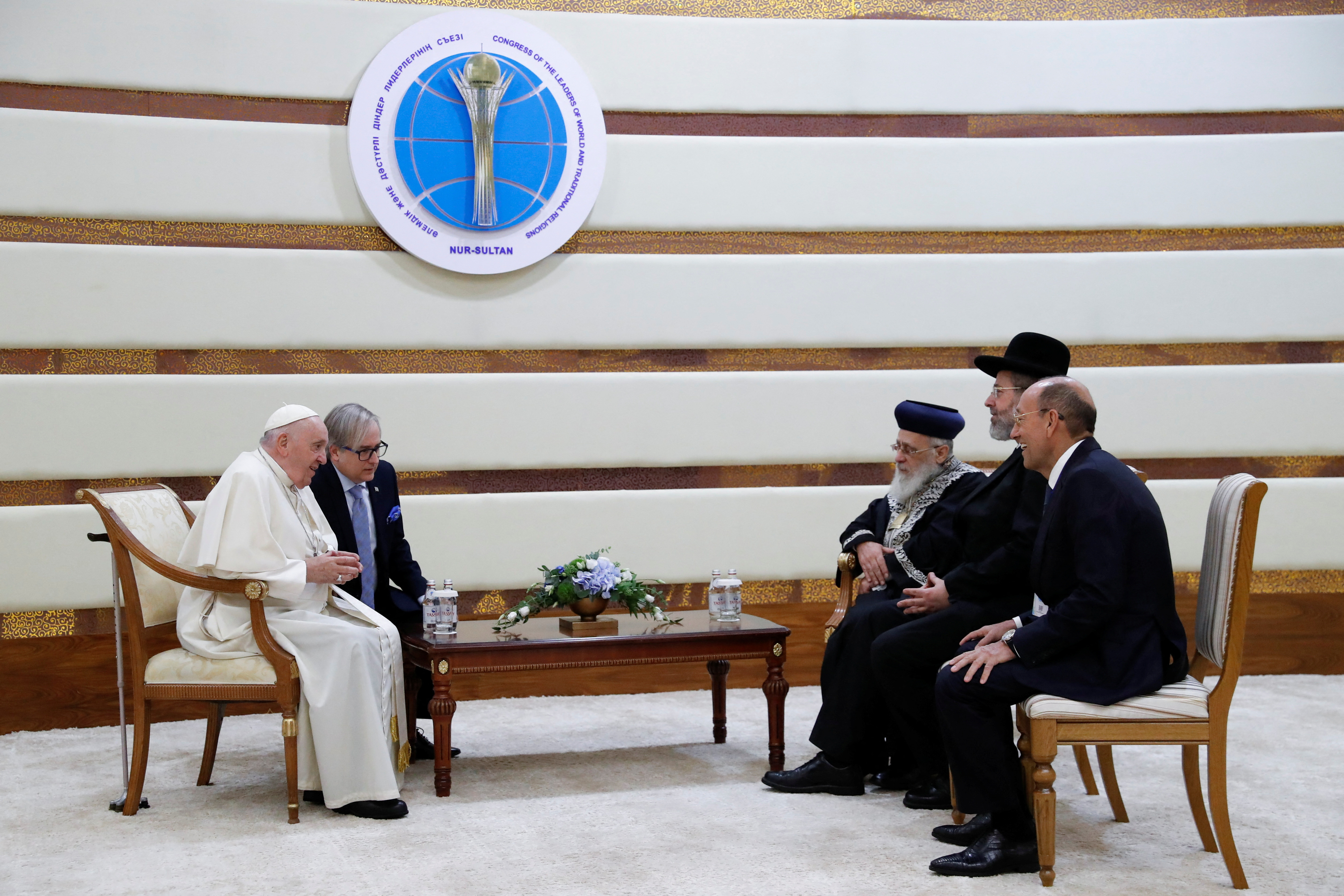 El Gran Rabino asquenazí, David Baruch Lau, estuvo reunido en setiembre pasado junto al papa Francisco, que había convocado a líderes religiosos del mundo por la invasión de Rusia a Ucrania..