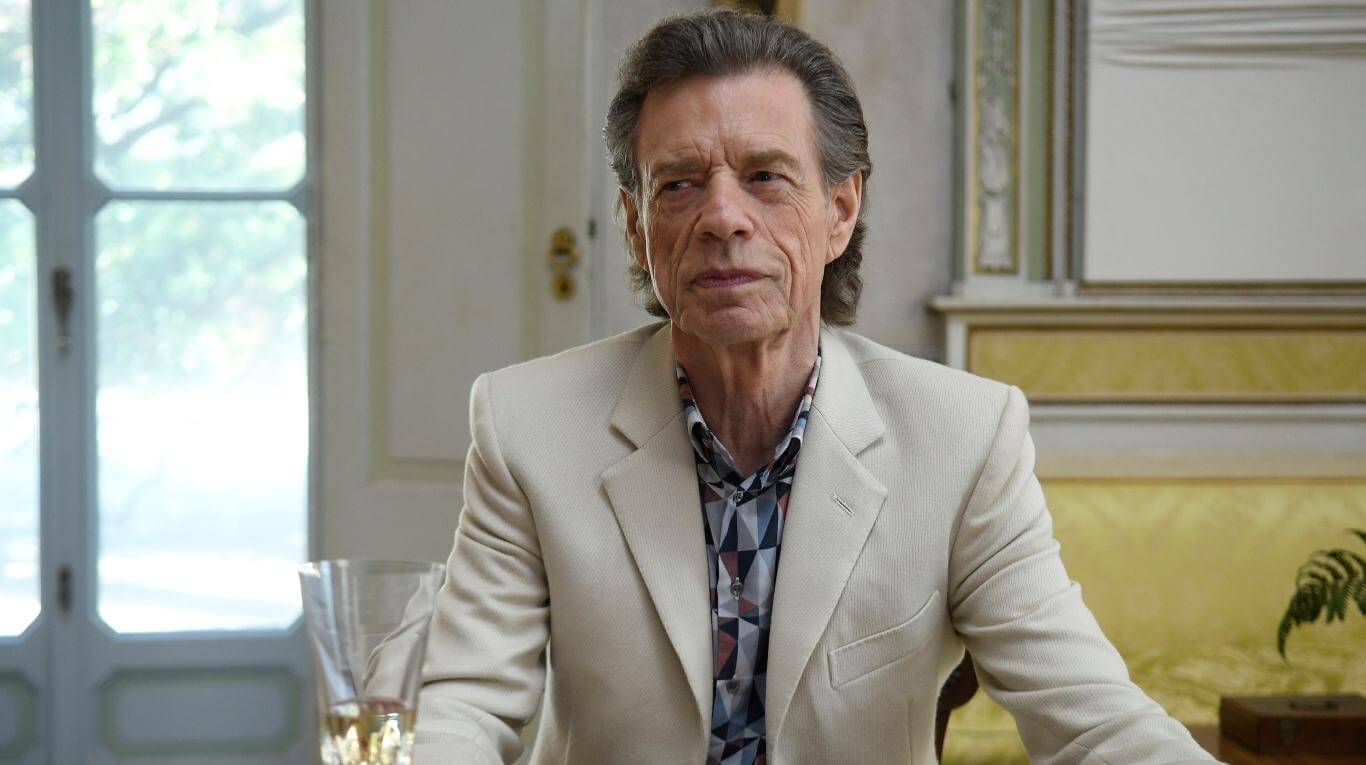 “Una obra maestra”: así es la película sobre el mundo del arte con el regreso de Mick Jagger a la actuación