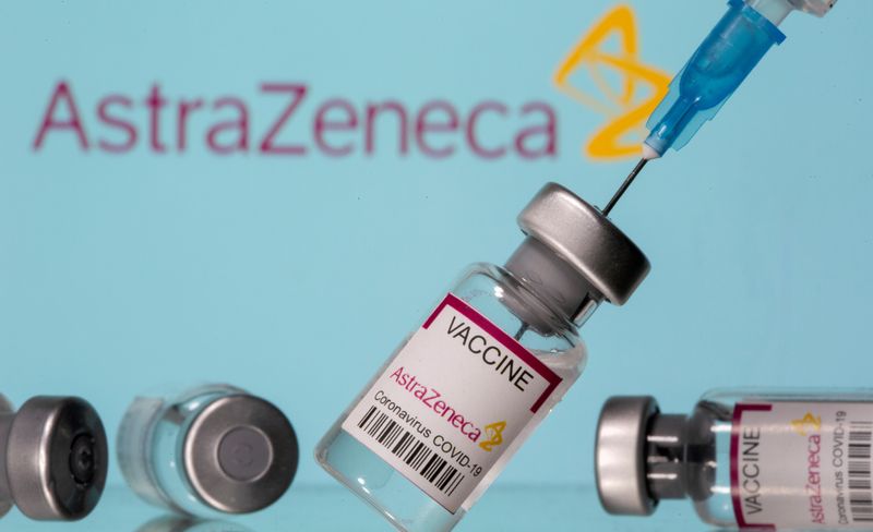 El contrato entre el Estado argentino y AstraZeneca fue por 22.429.842 millones de dosis totales. Y contempla también los aspectos logísticos entre Inglaterra, México y Argentina. No llegó ninguna vacuna de este acuerdo. Solo llegaron las previstas a través del fondo COVAX. (REUTERS/Dado Ruvic)